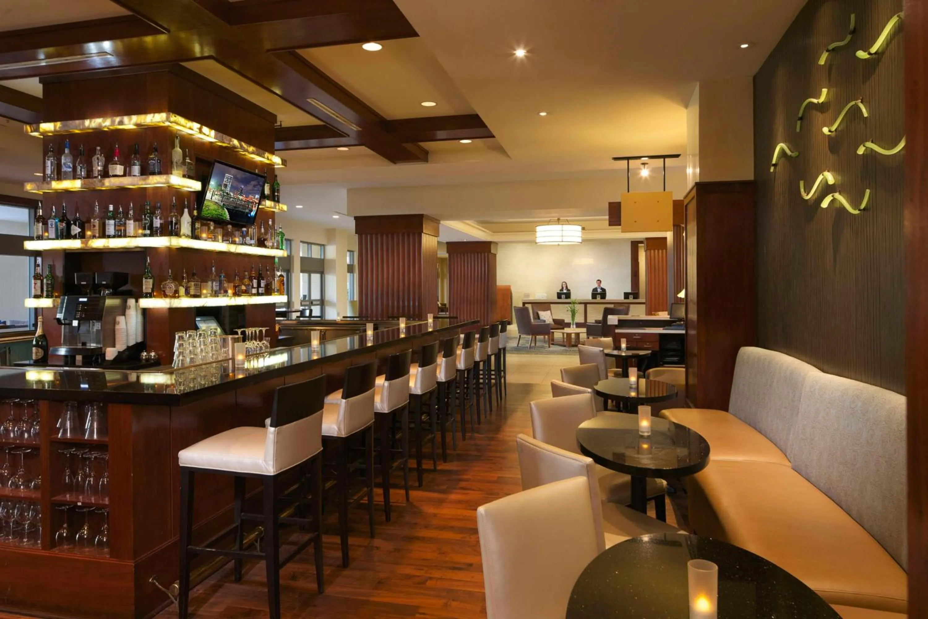 Lounge or bar in Hilton Grand Vacations Club Las Palmeras Orlando