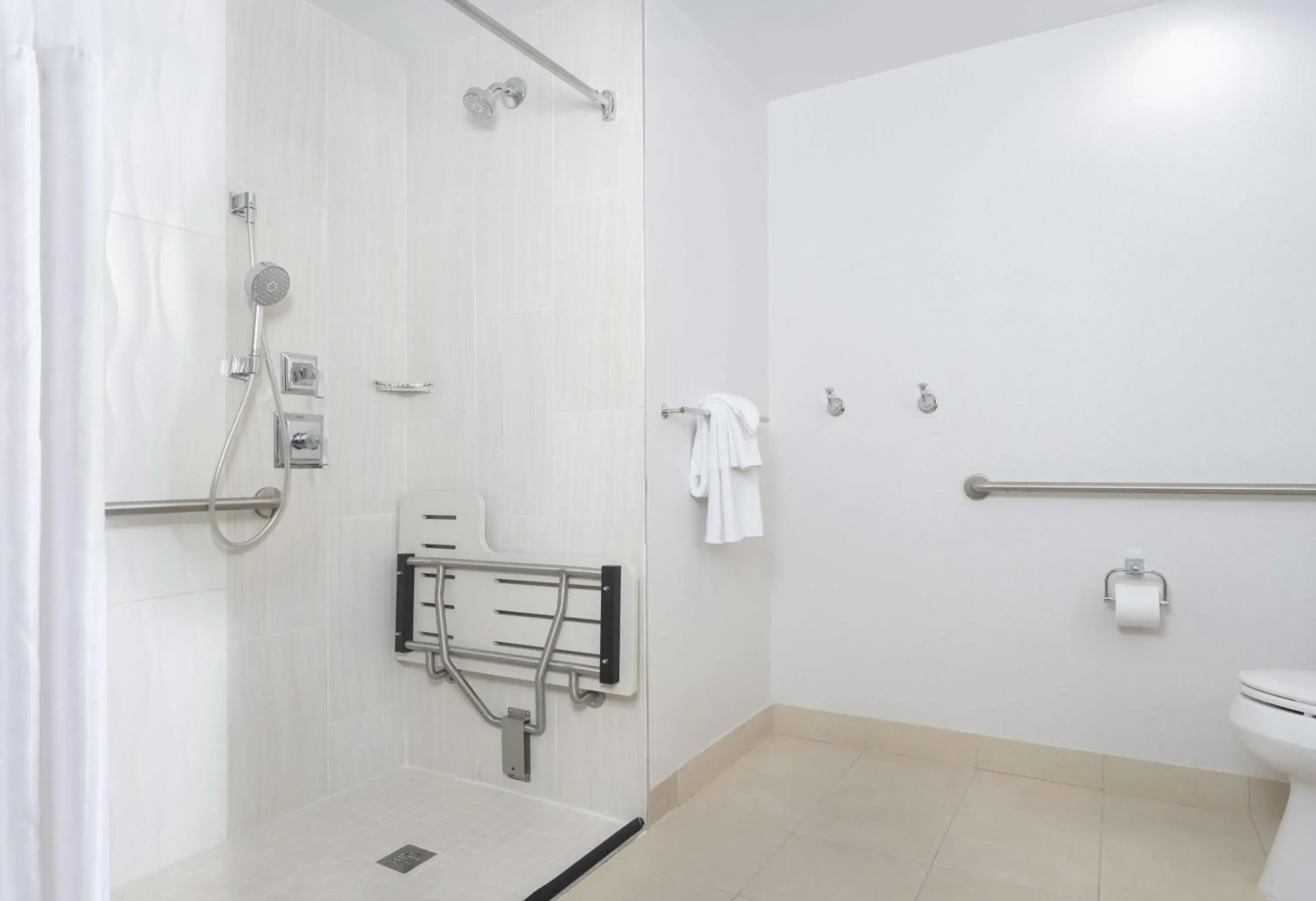 Bathroom in Hilton Grand Vacations Club Las Palmeras Orlando Bathroom in Hilton Grand Vacations Club Las Palmeras Orlando