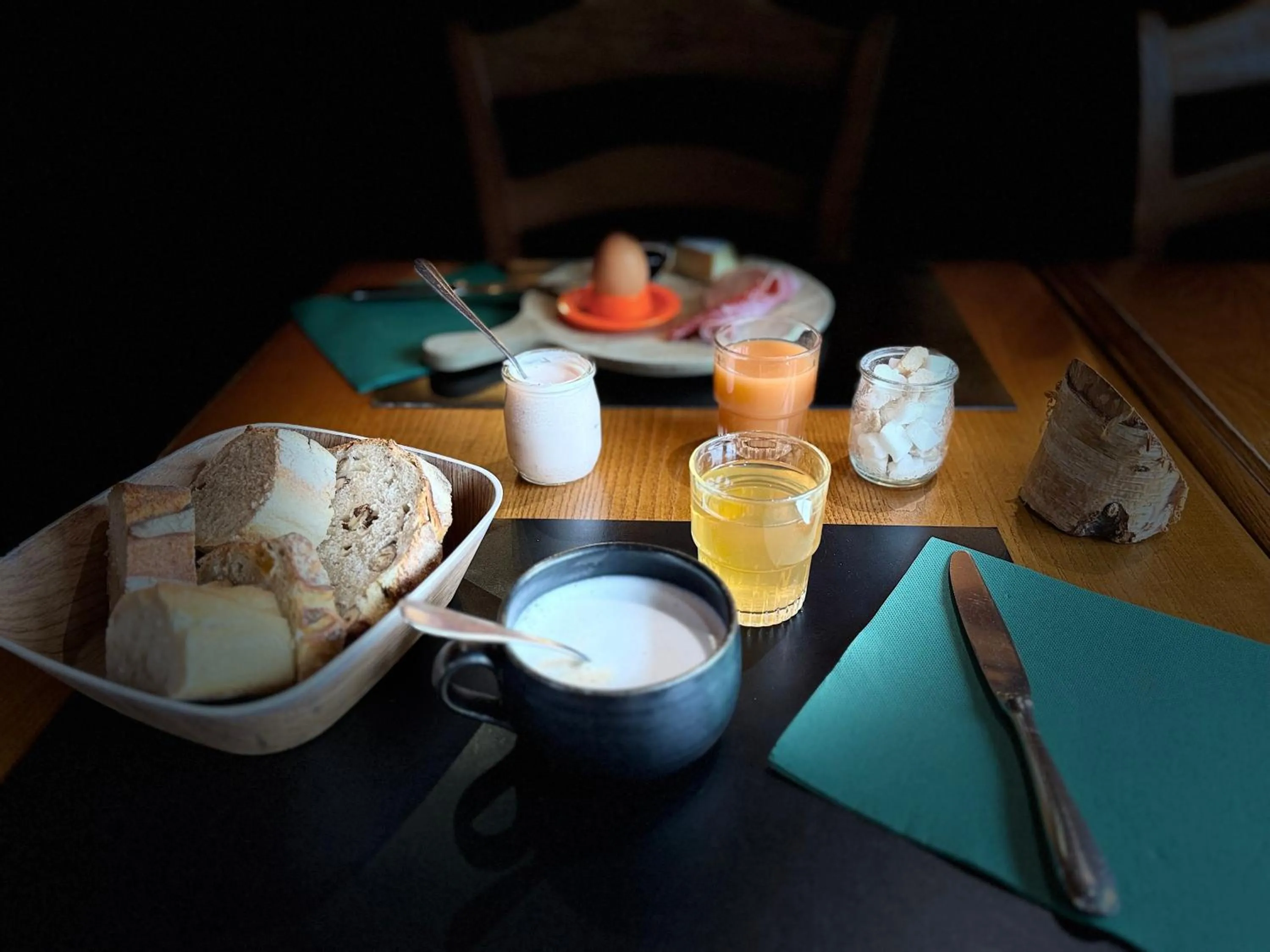 Breakfast in Chalet Hôtel & Spa Le Collet