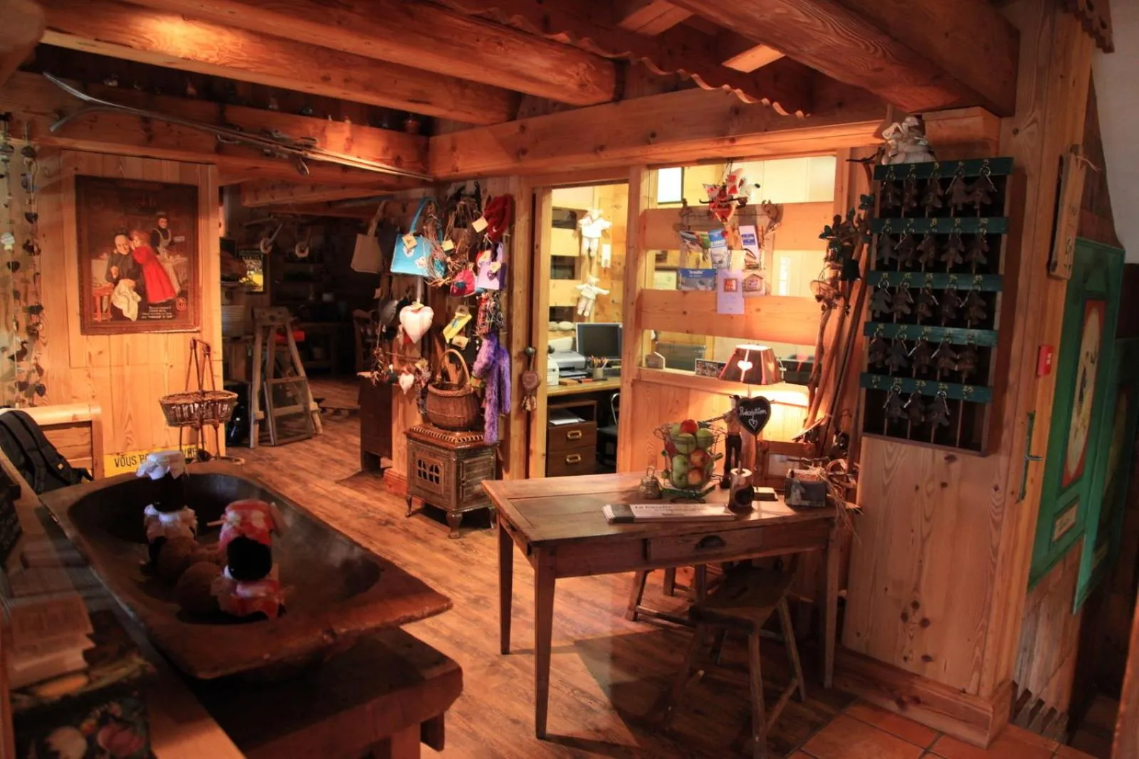 Lobby or reception in Chalet Hôtel & Spa Le Collet