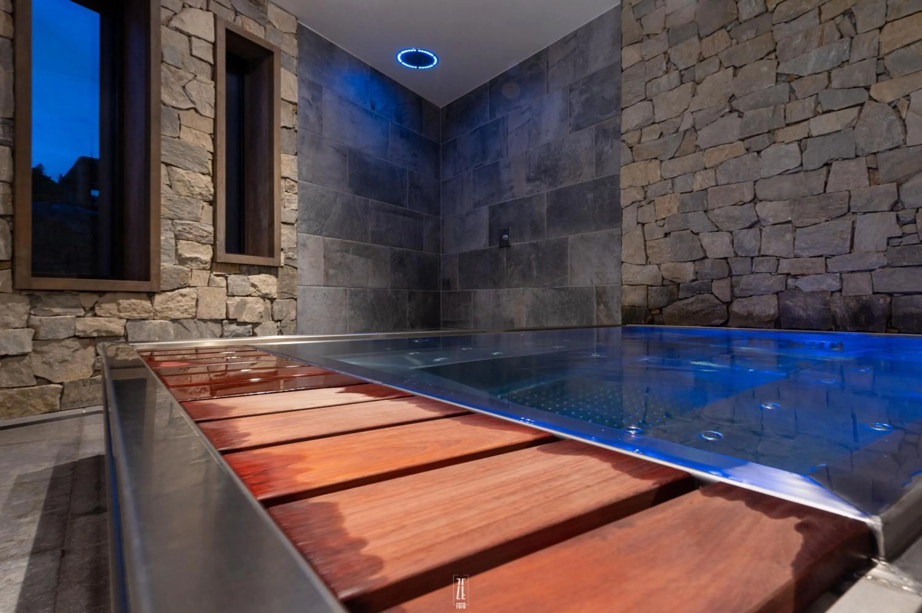 Spa and wellness centre/facilities in Chalet Hôtel & Spa Le Collet