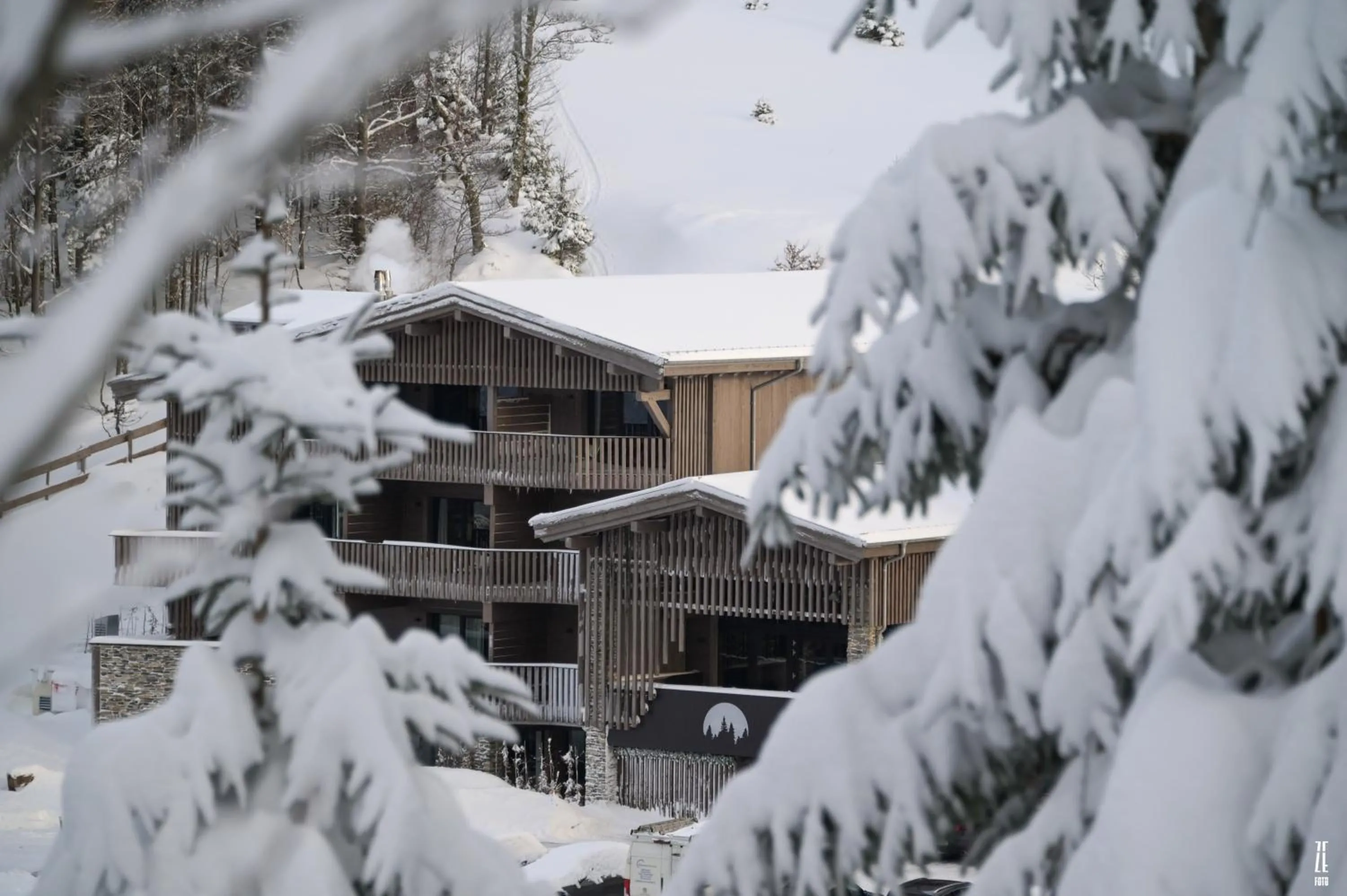 Property building in Chalet Hôtel & Spa Le Collet