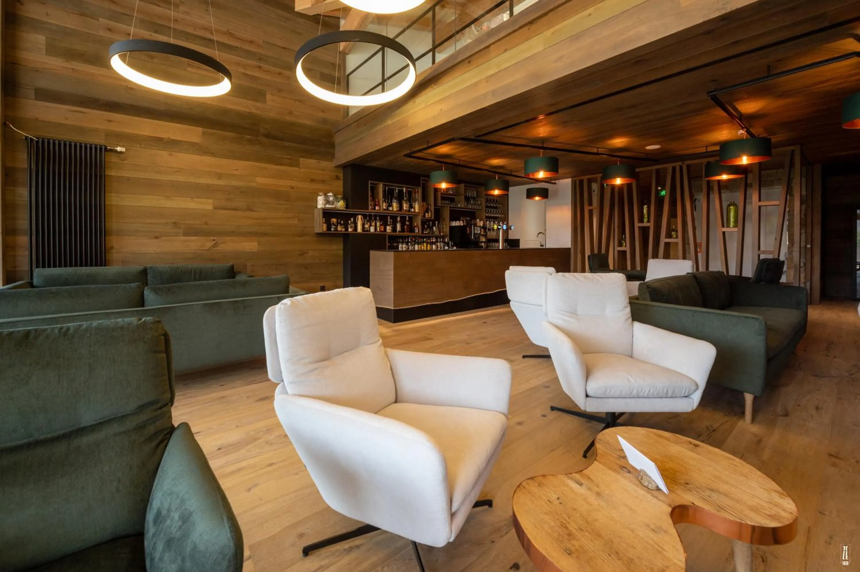 Lounge or bar in Chalet Hôtel & Spa Le Collet