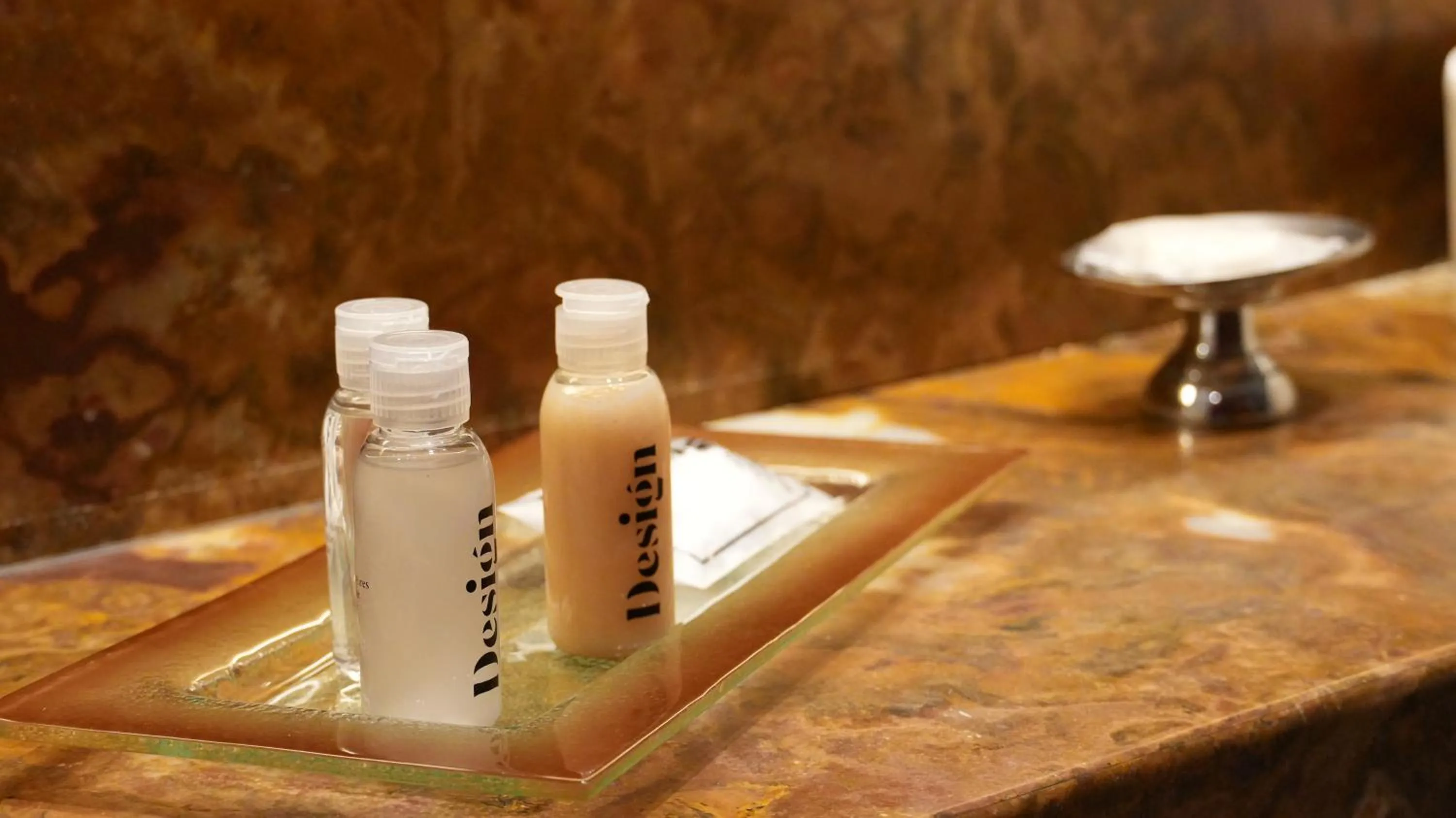 Bathroom in Design Suites Salta