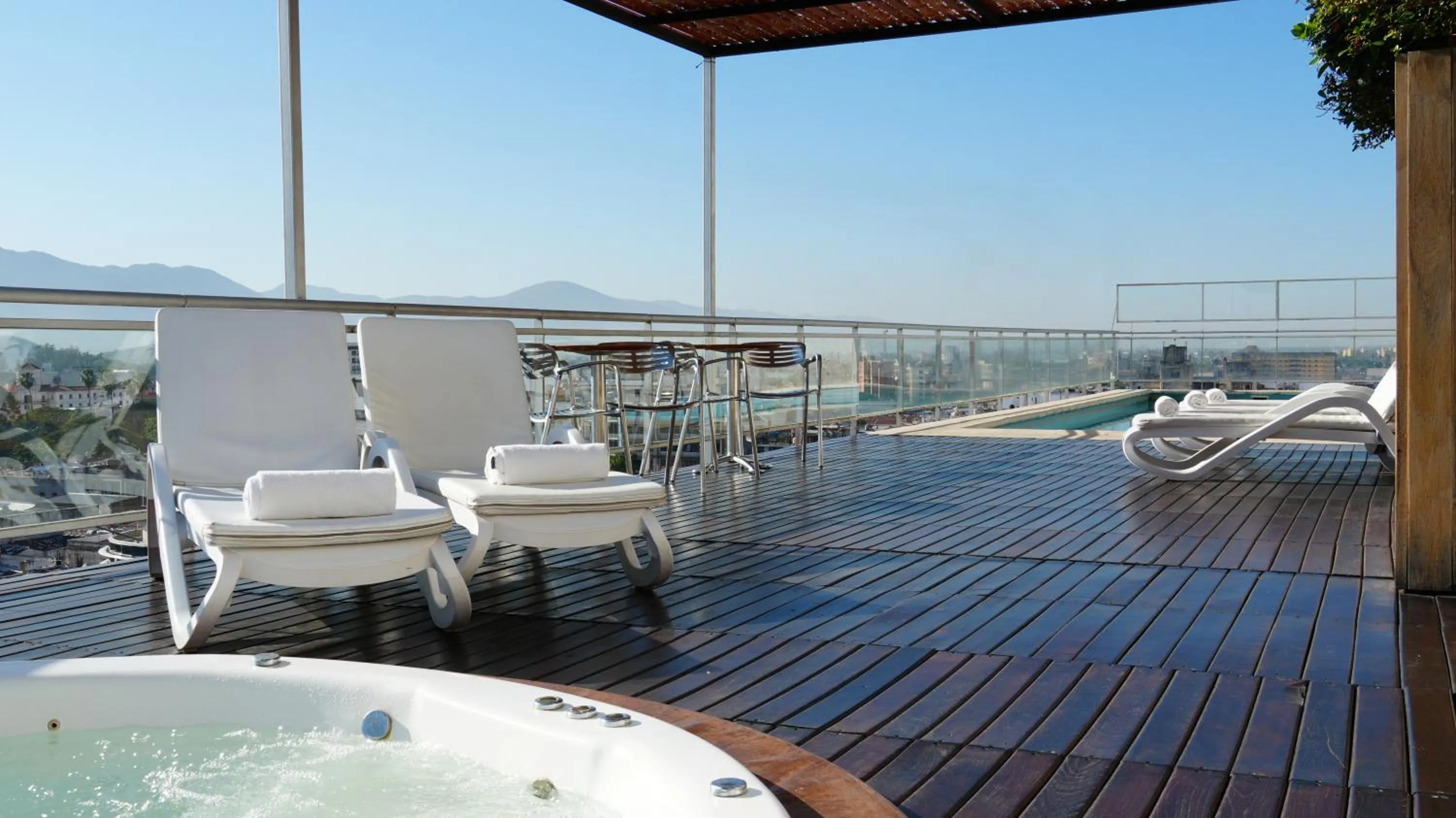 Swimming pool in Design Suites Salta