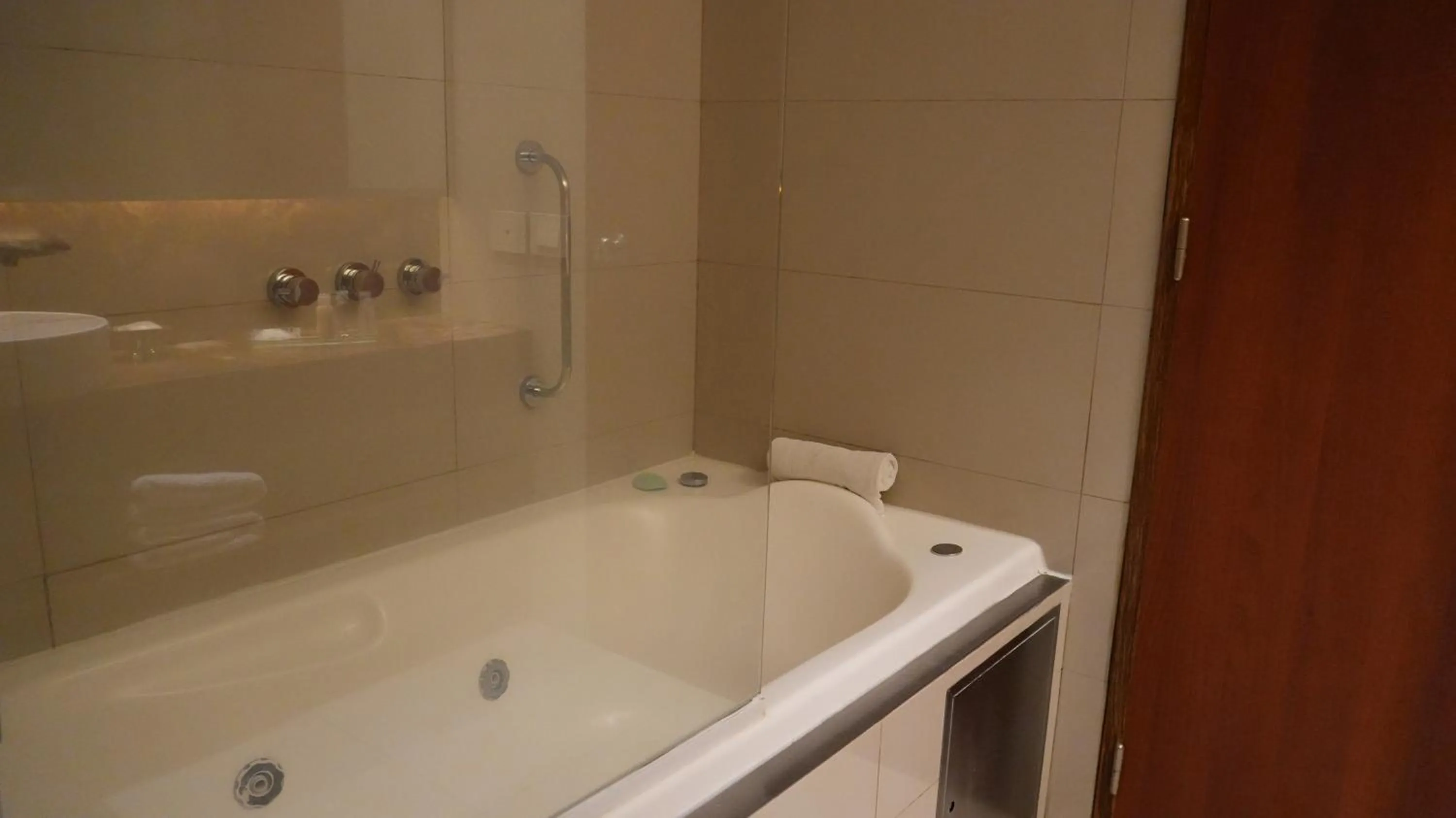 Bath in Design Suites Salta