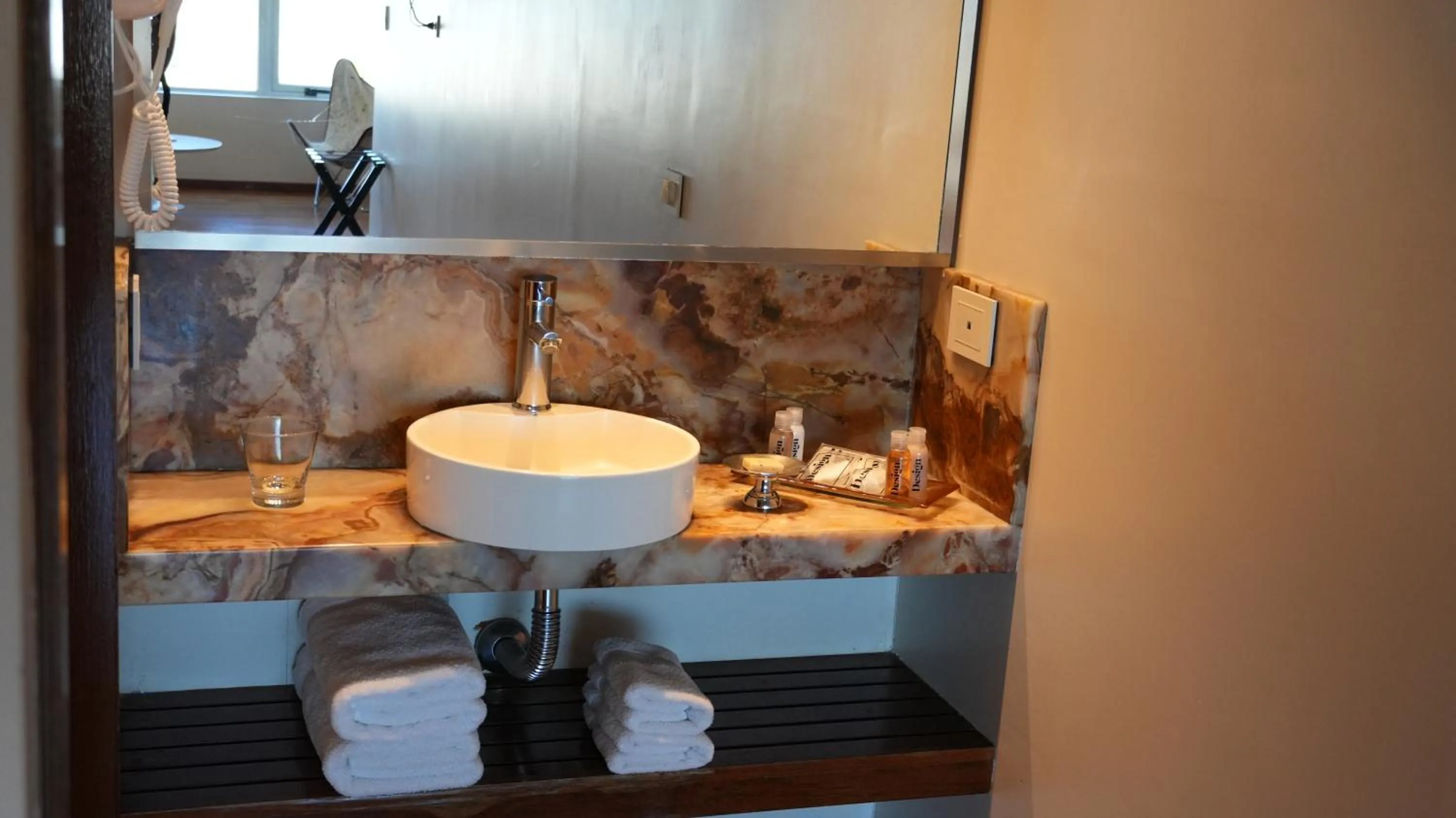 Bathroom in Design Suites Salta