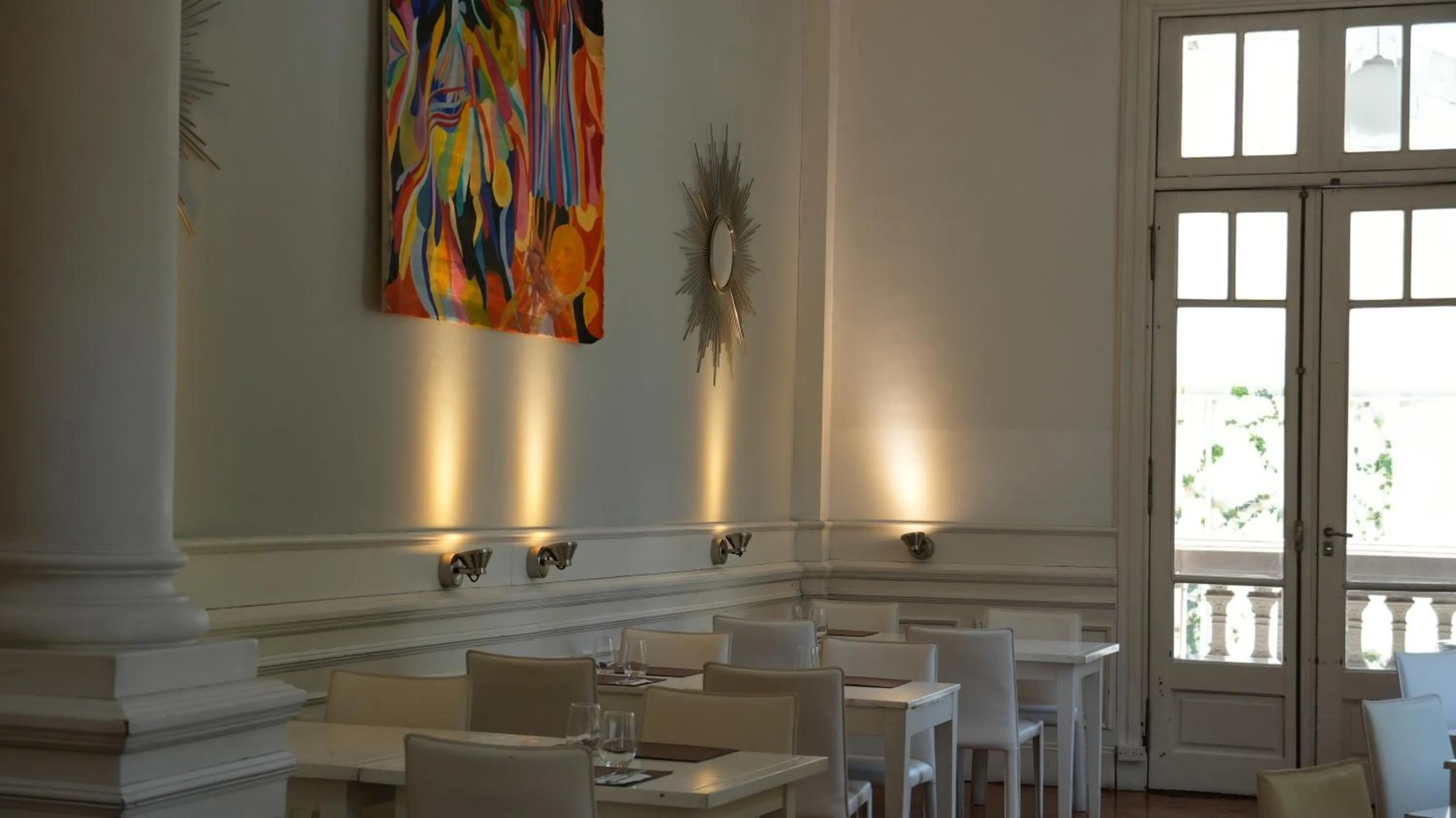 Restaurant/places to eat in Design Suites Salta