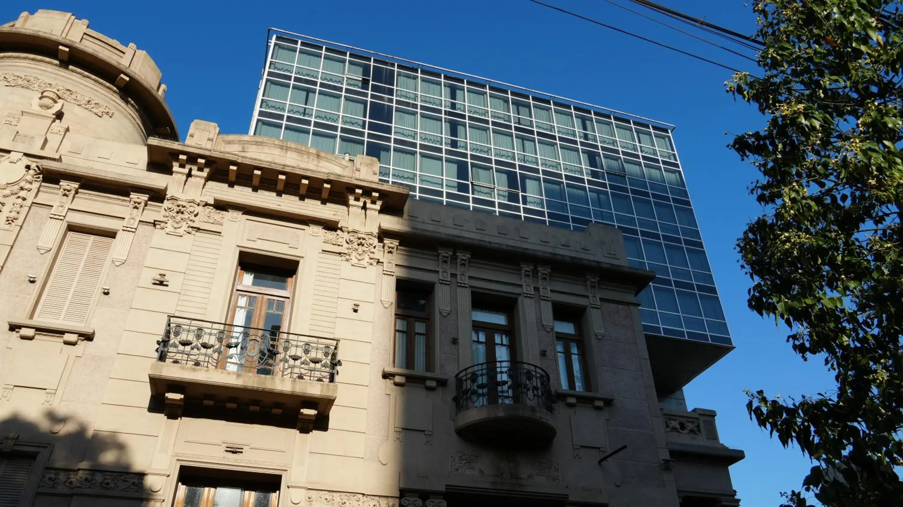 Property building in Design Suites Salta Property building in Design Suites Salta