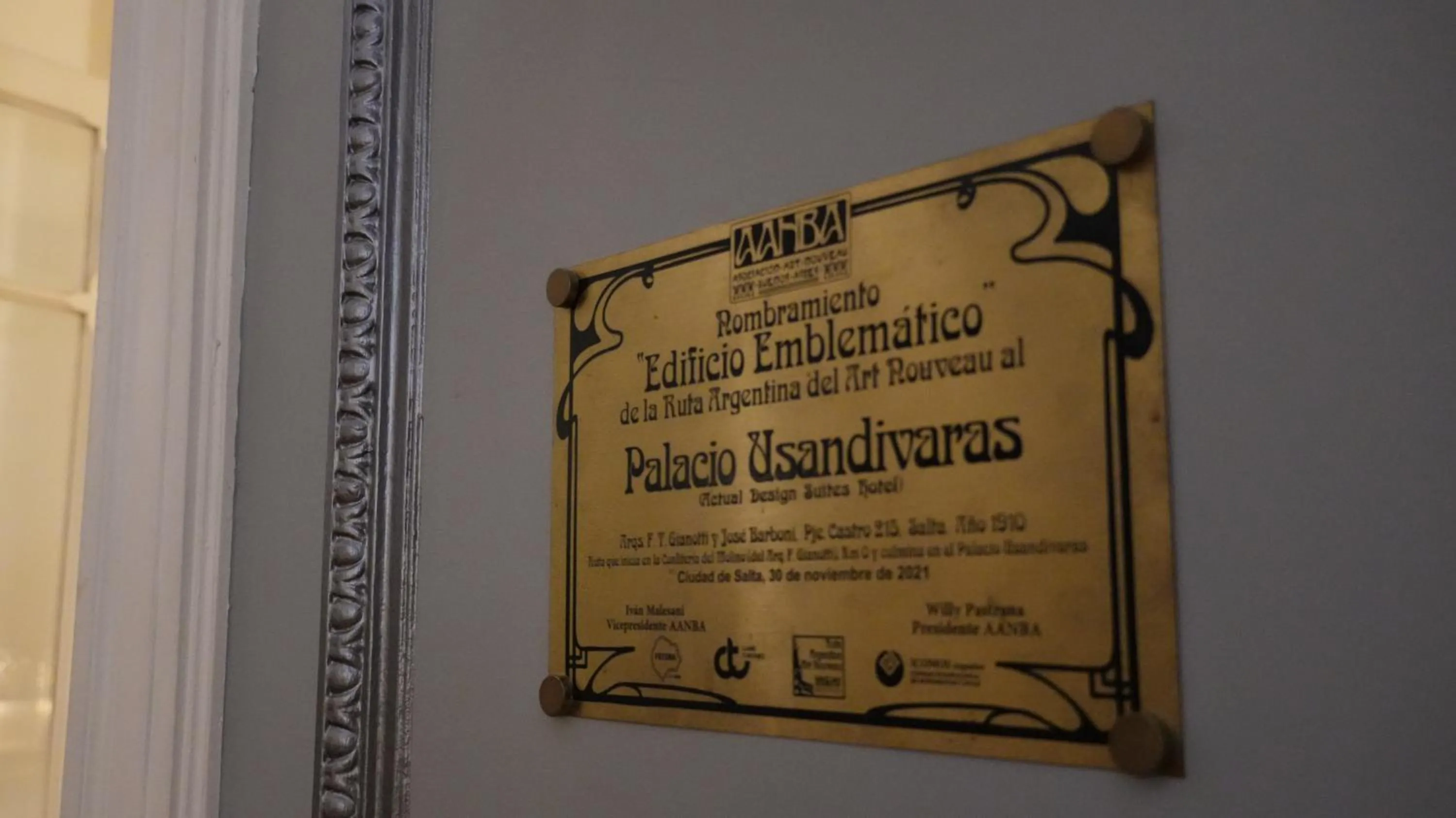 Logo/Certificate/Sign in Design Suites Salta