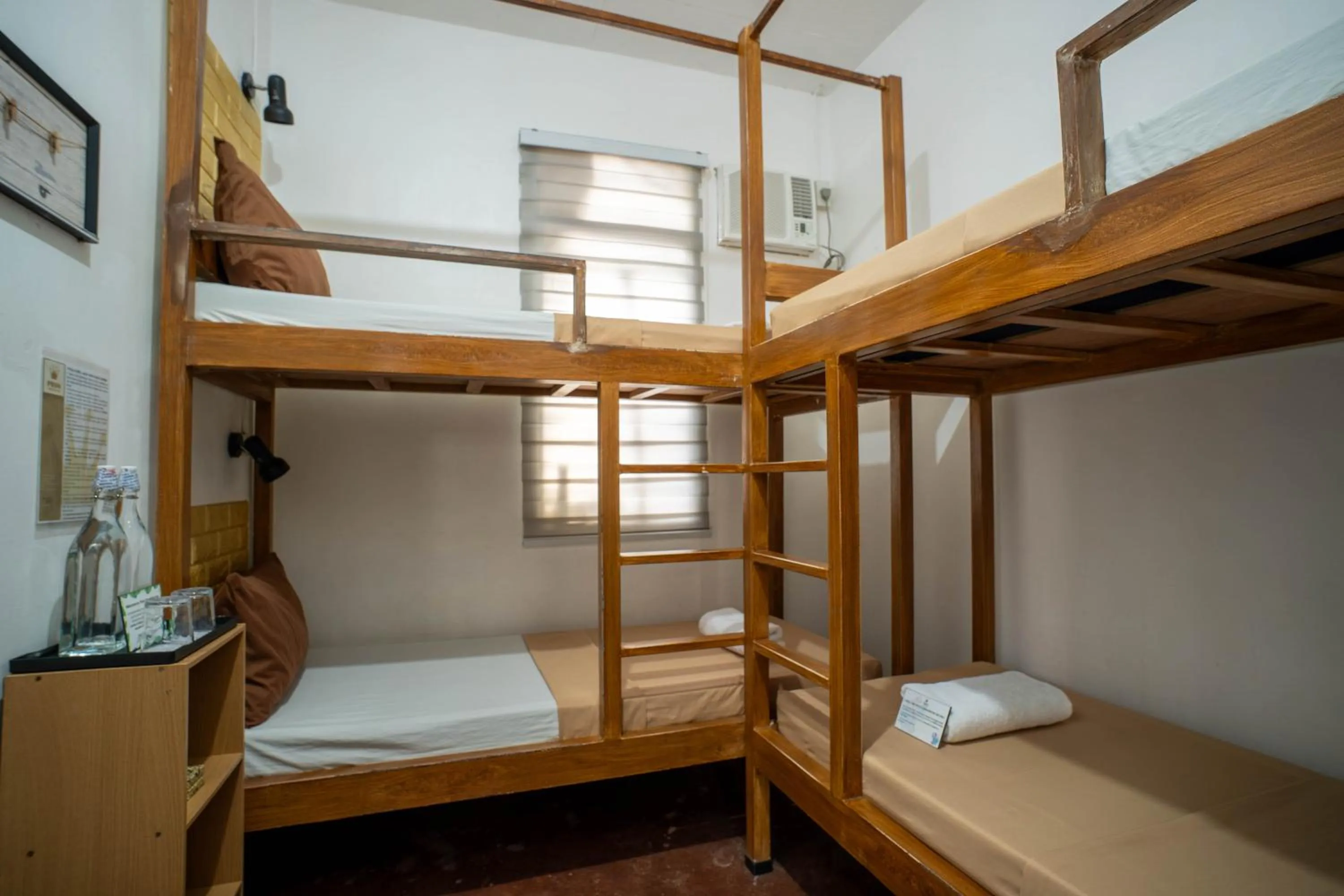 Bed in Prim Travellers Inn