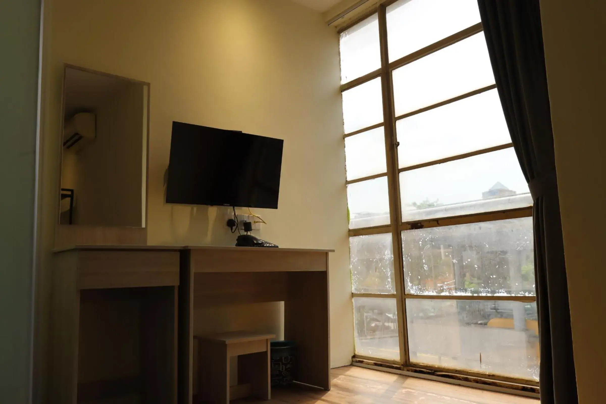 TV and multimedia in Oscar Inn TV and multimedia in Oscar Inn