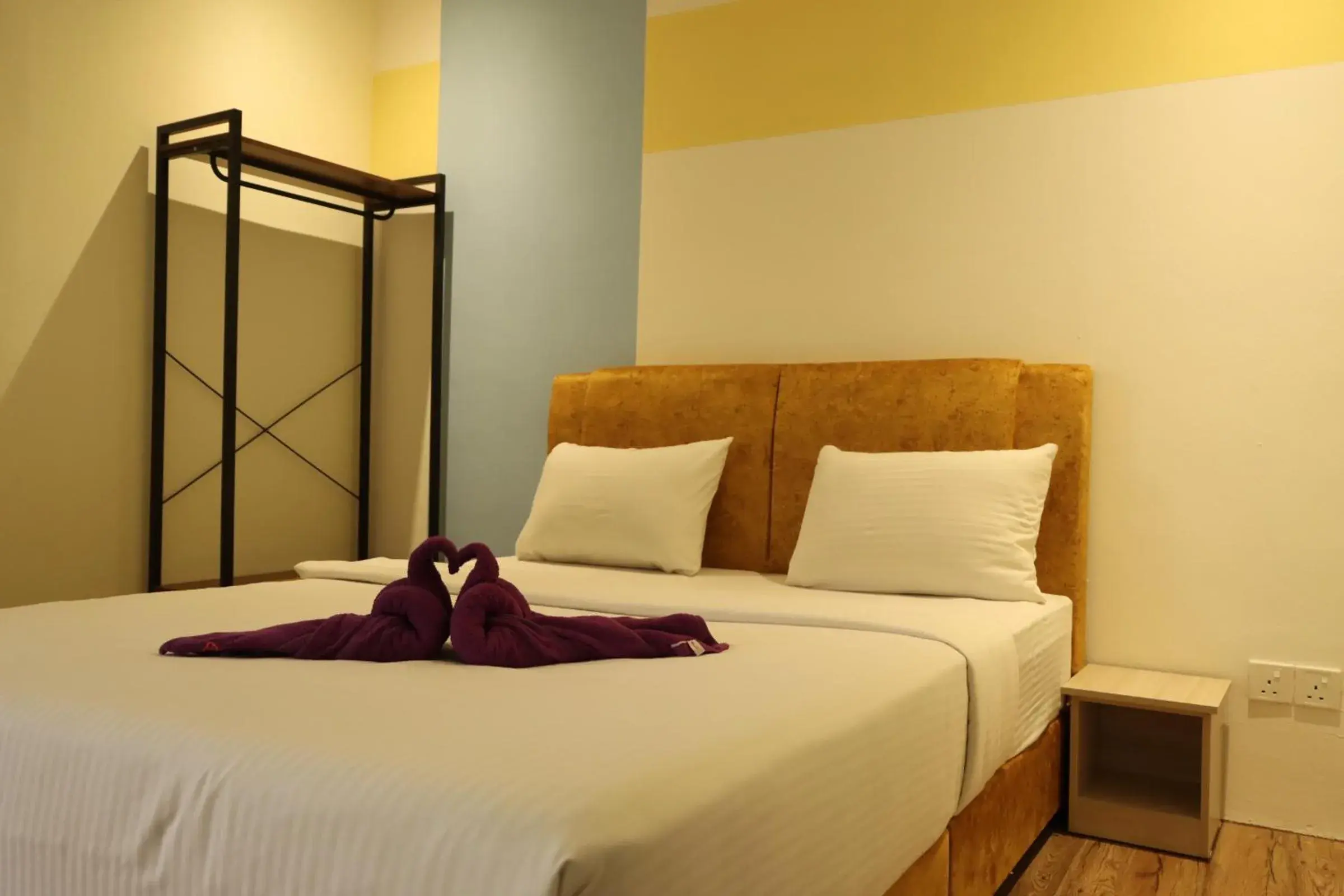 Photo of the whole room, Bed in Oscar Inn Photo of the whole room, Bed in Oscar Inn