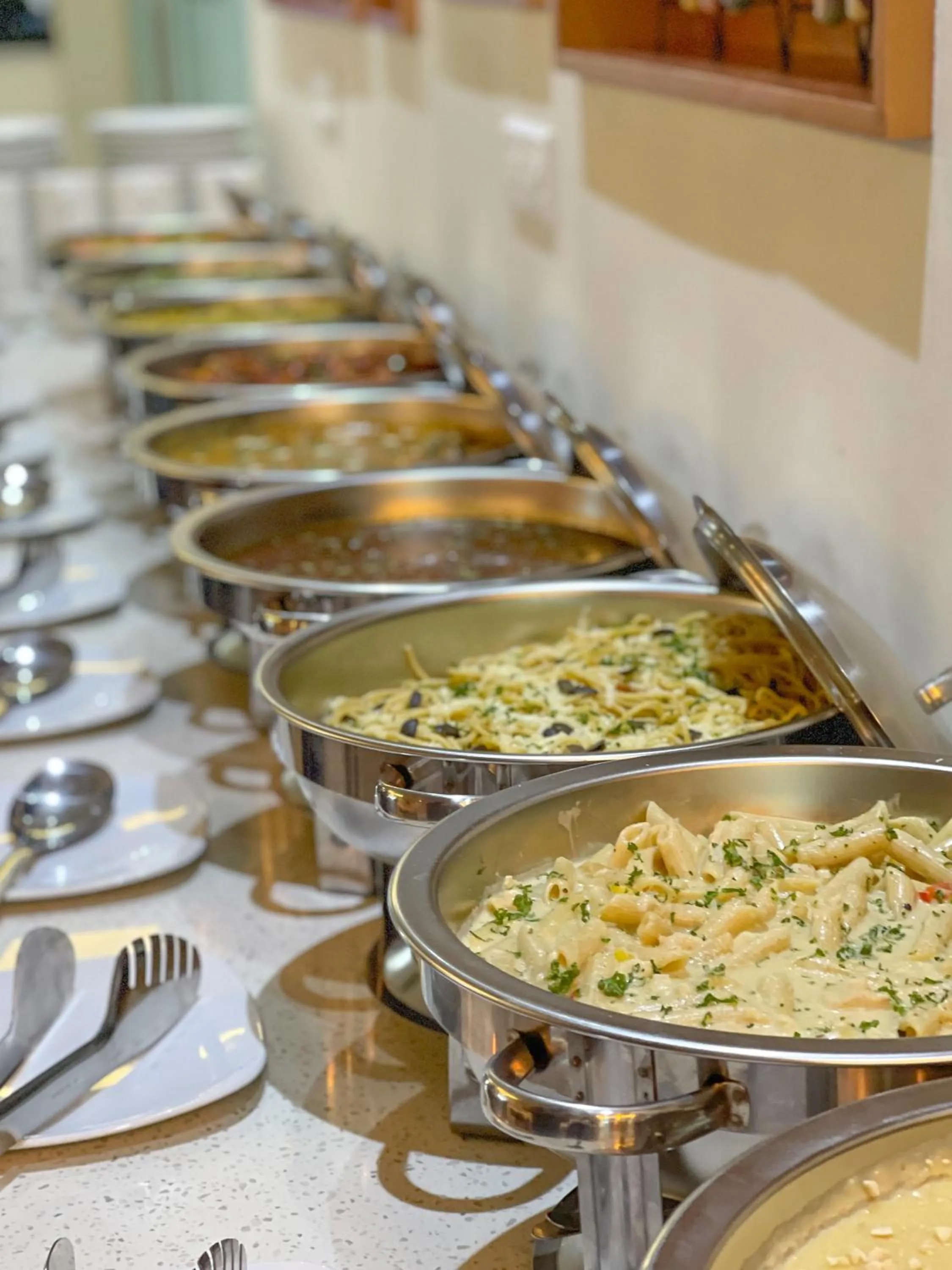 Food and drinks in Acacia Beach Hotel