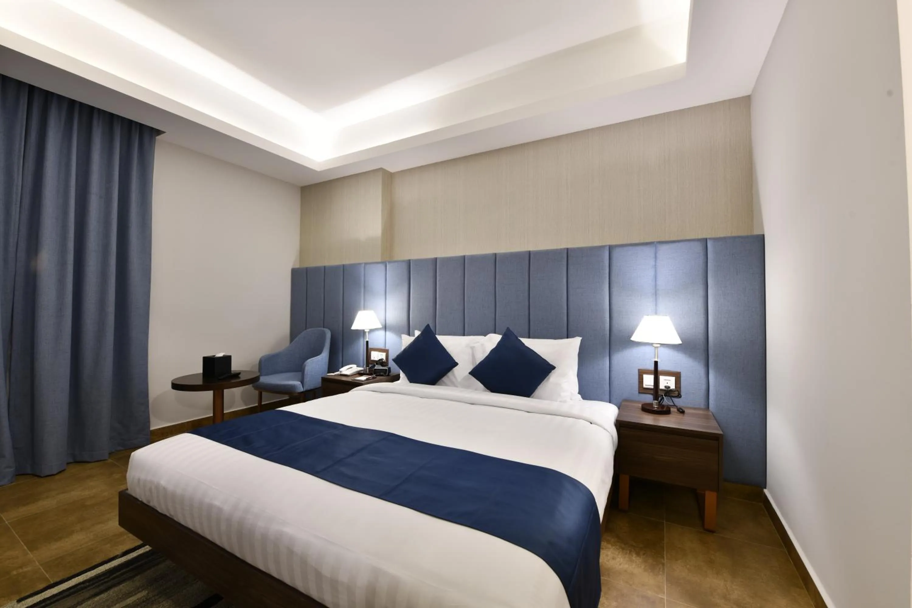 Bedroom, Bed in JUFFAIR BOULEVARD HOTEL & SUITES