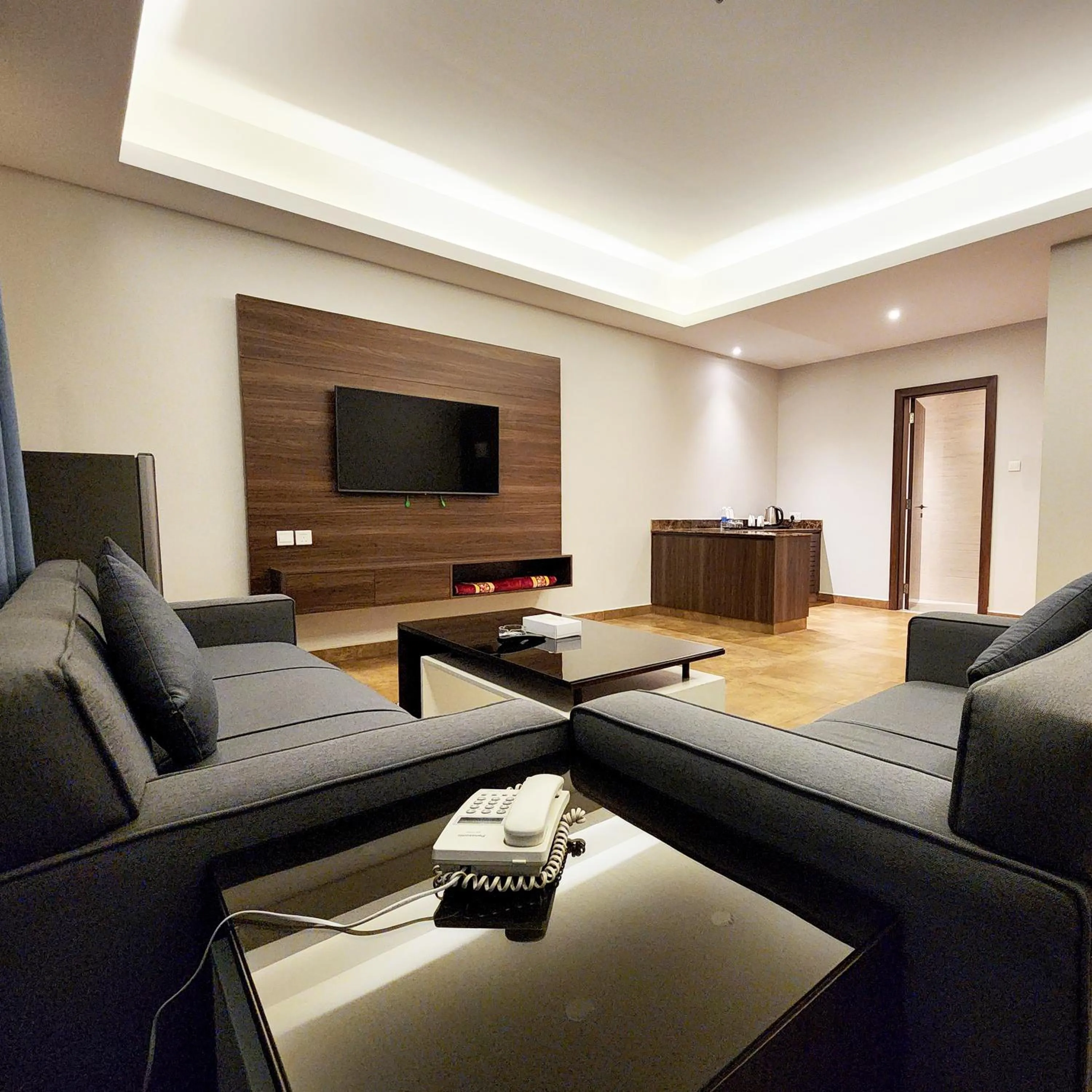 Living room in JUFFAIR BOULEVARD HOTEL & SUITES