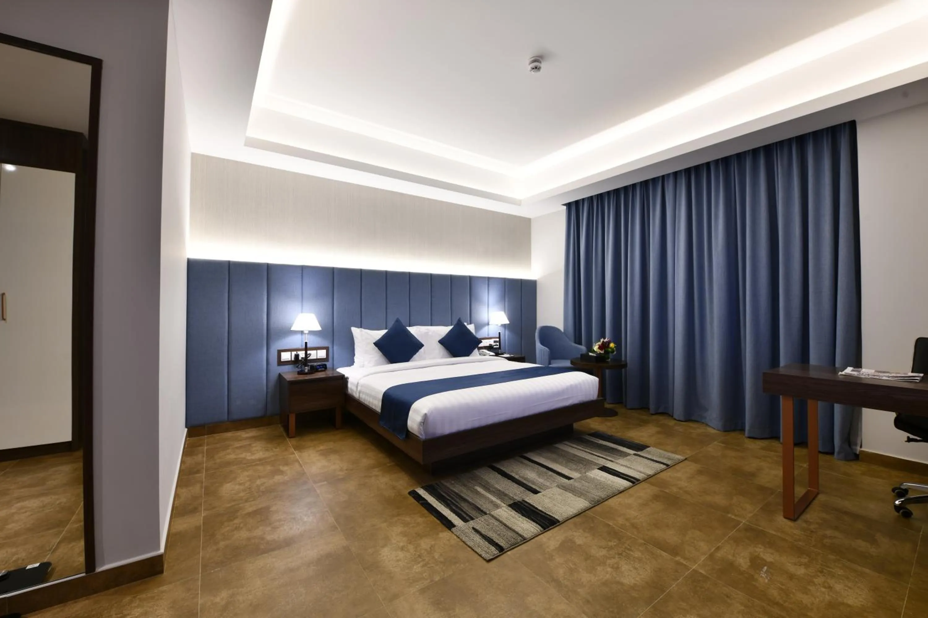 Bedroom, Bed in JUFFAIR BOULEVARD HOTEL & SUITES