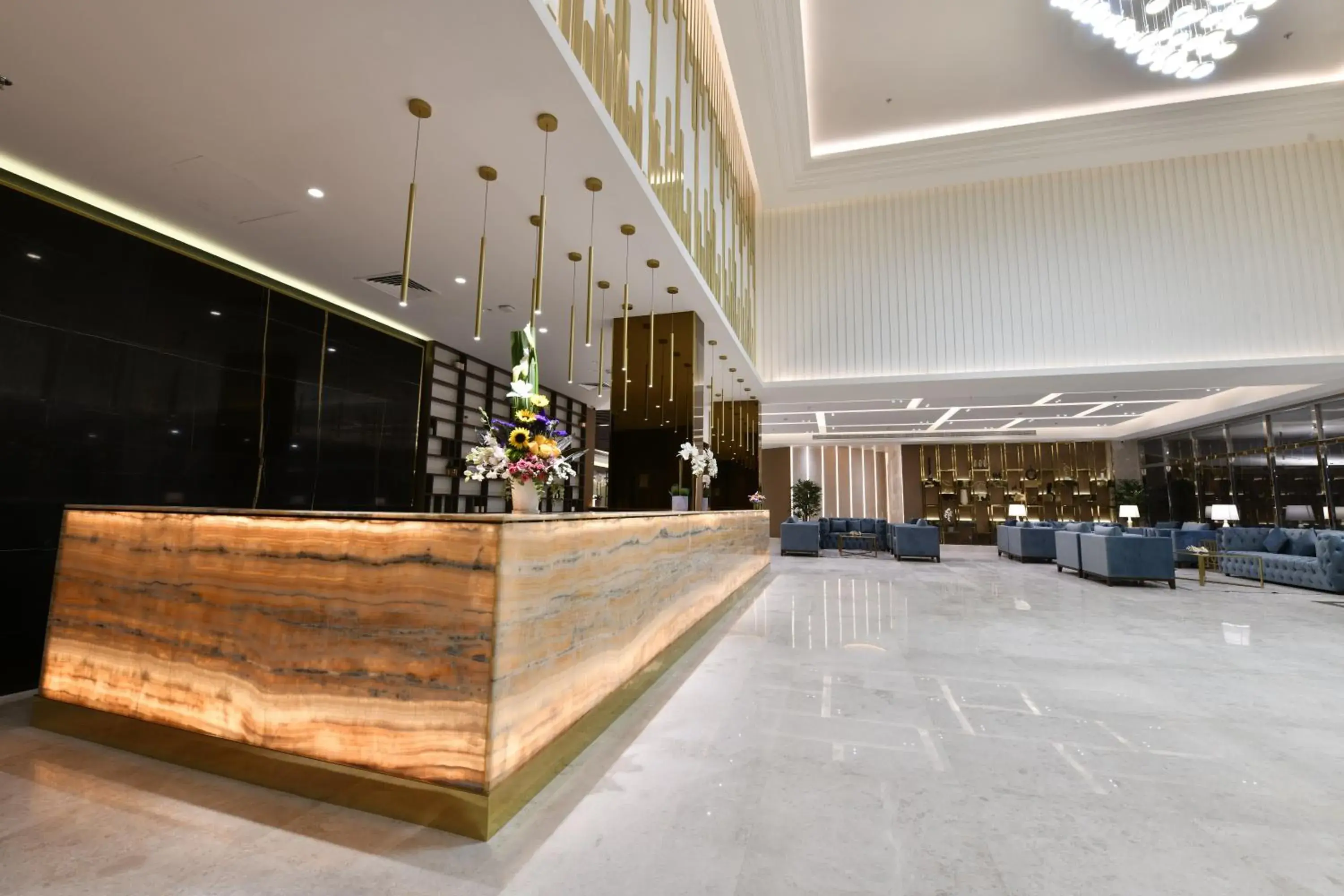 Lobby or reception in JUFFAIR BOULEVARD HOTEL & SUITES Lobby or reception in JUFFAIR BOULEVARD HOTEL & SUITES
