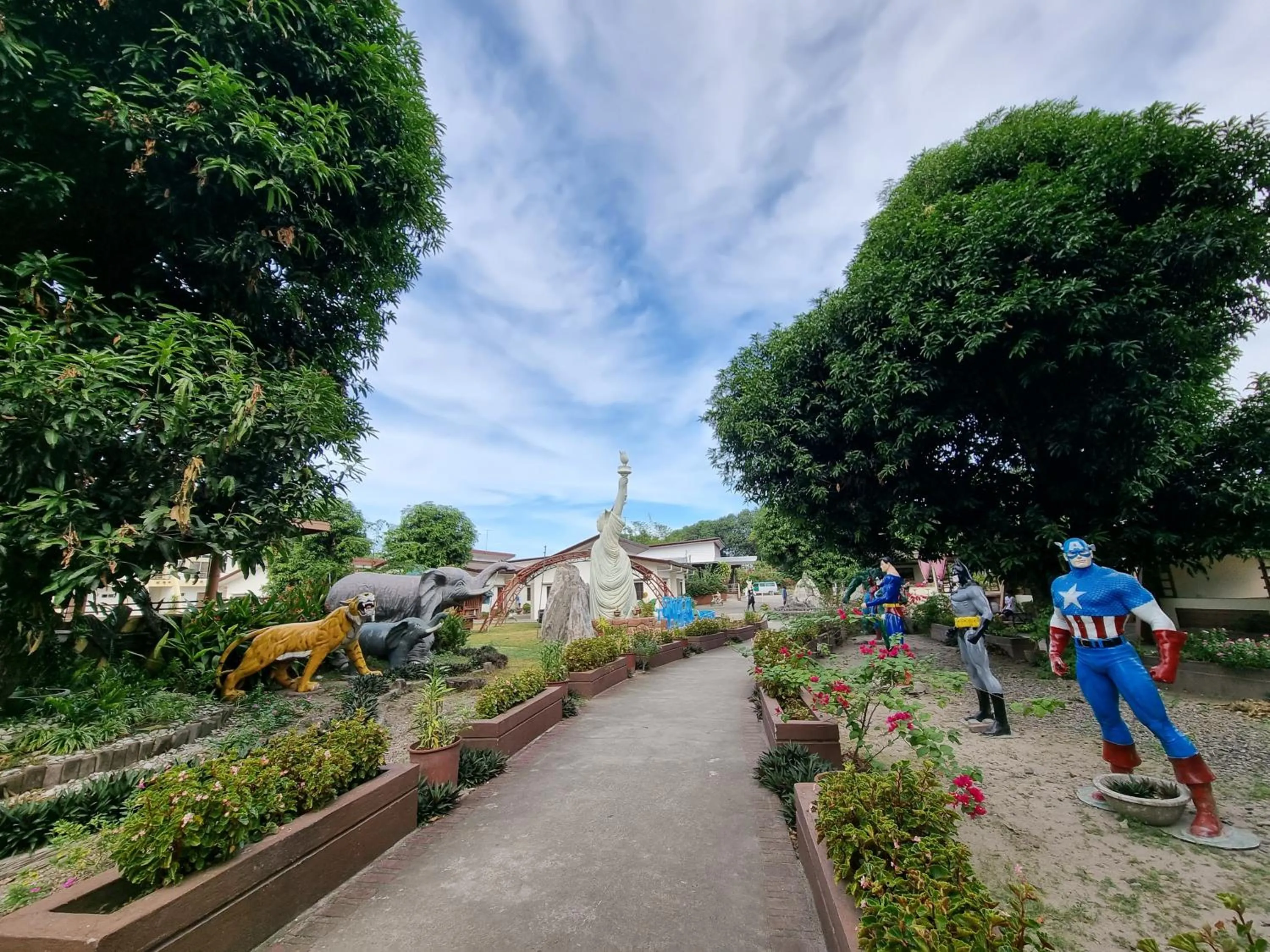 children in Libertyland Waterpark Resort