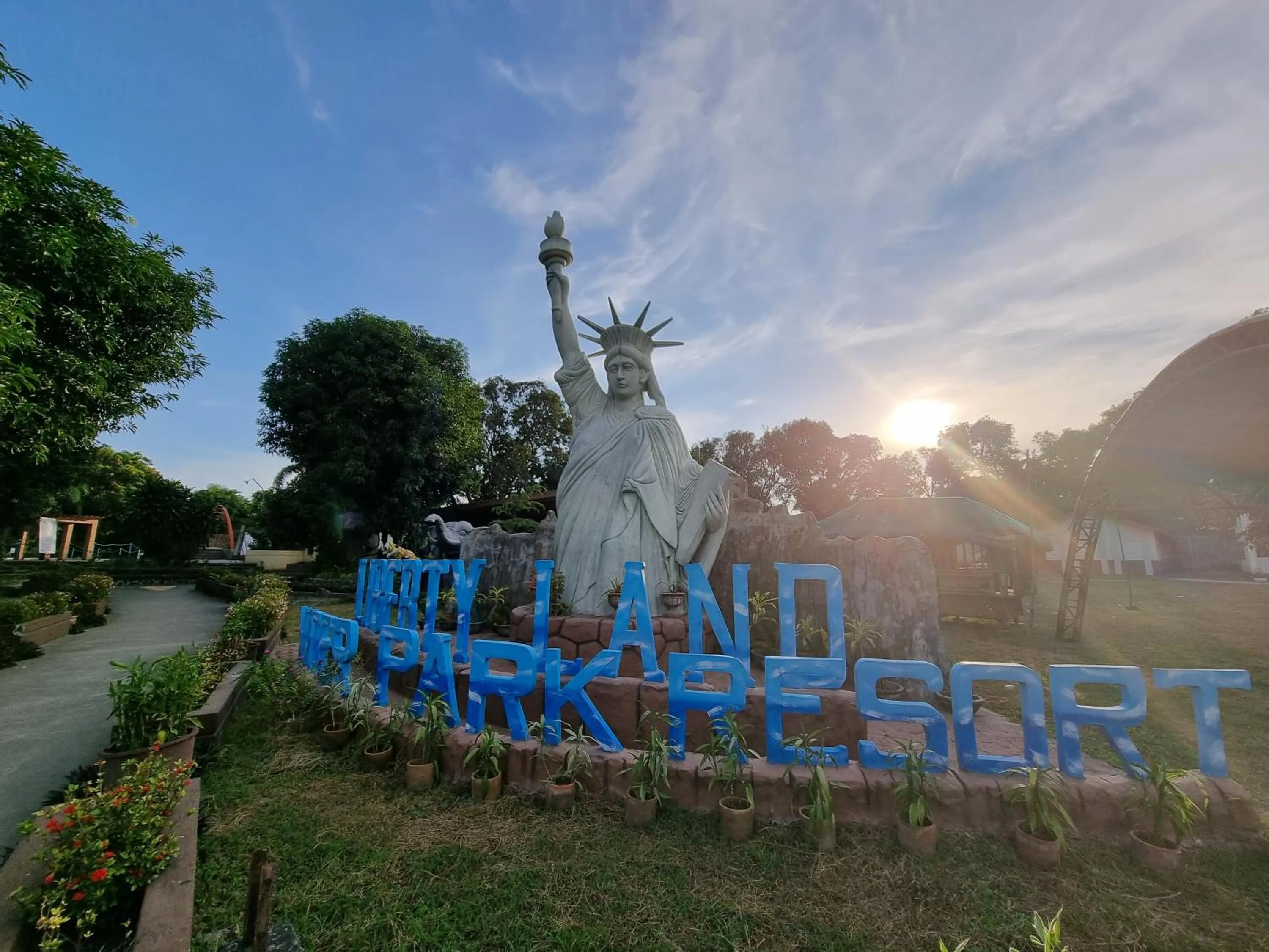 Property logo or sign in Libertyland Waterpark Resort