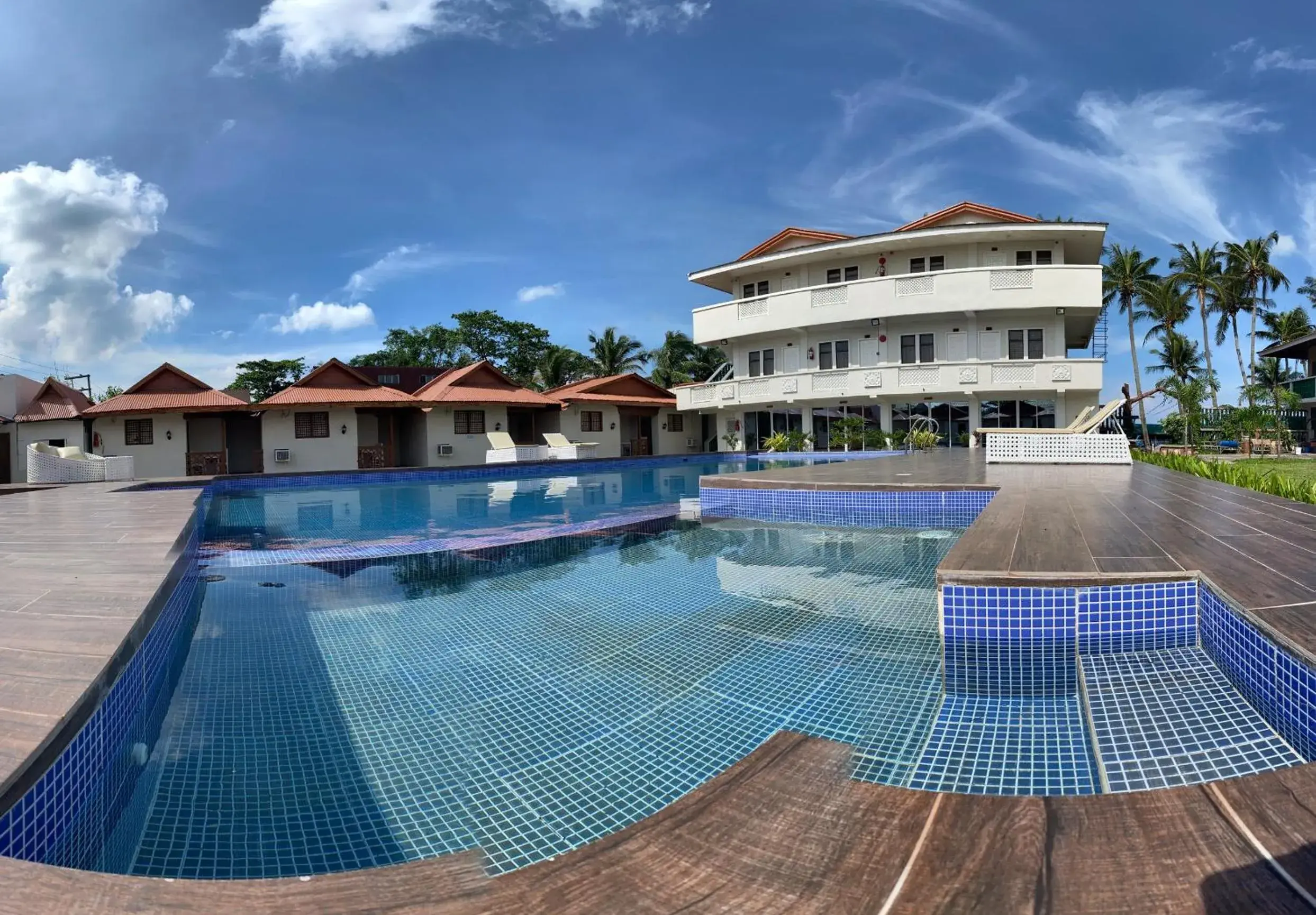 Property building in Shoreland Beach Resort by Cocotel Property building in Shoreland Beach Resort by Cocotel