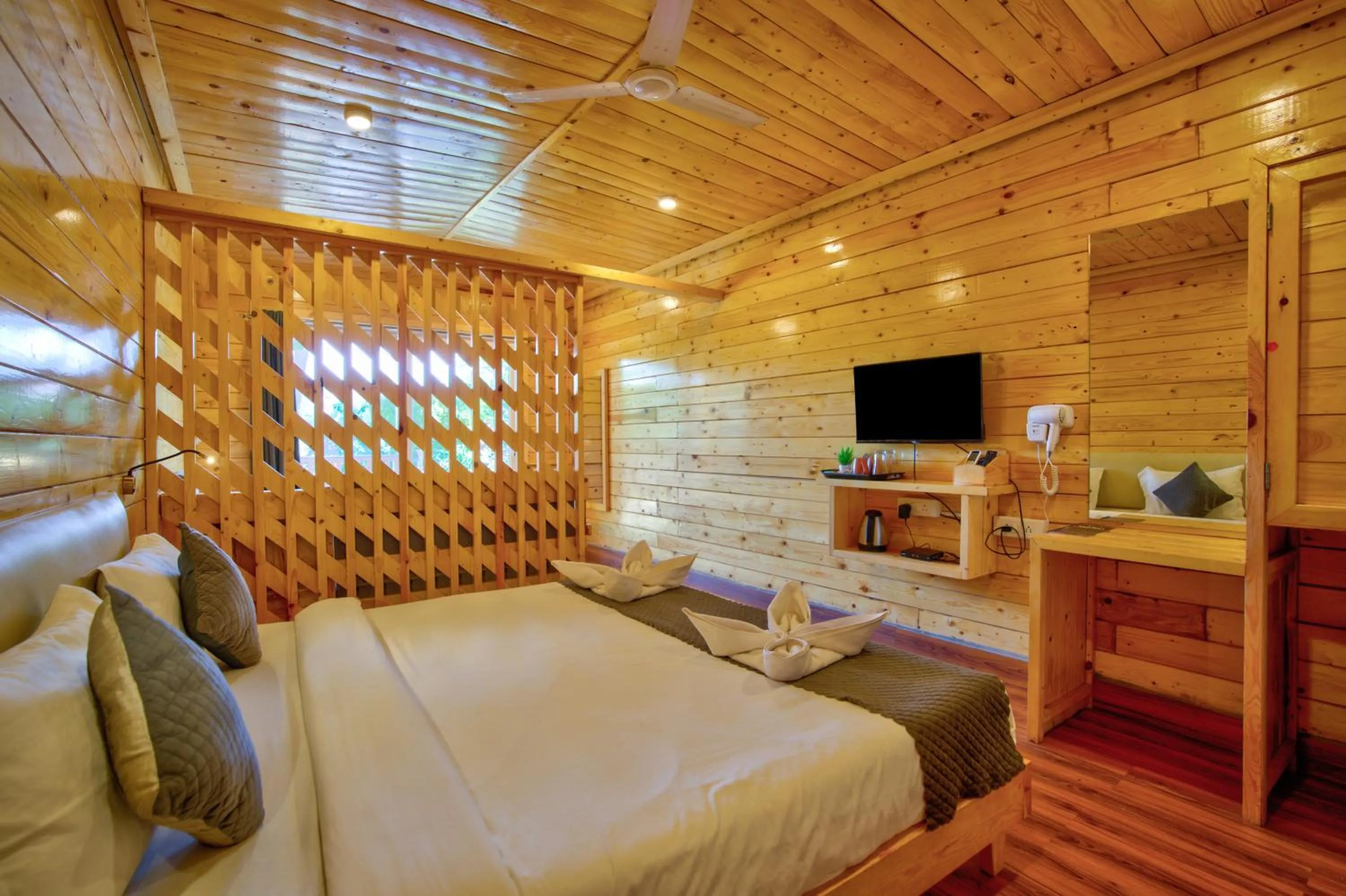 Communal lounge/ TV room in The Lazy Cabanas