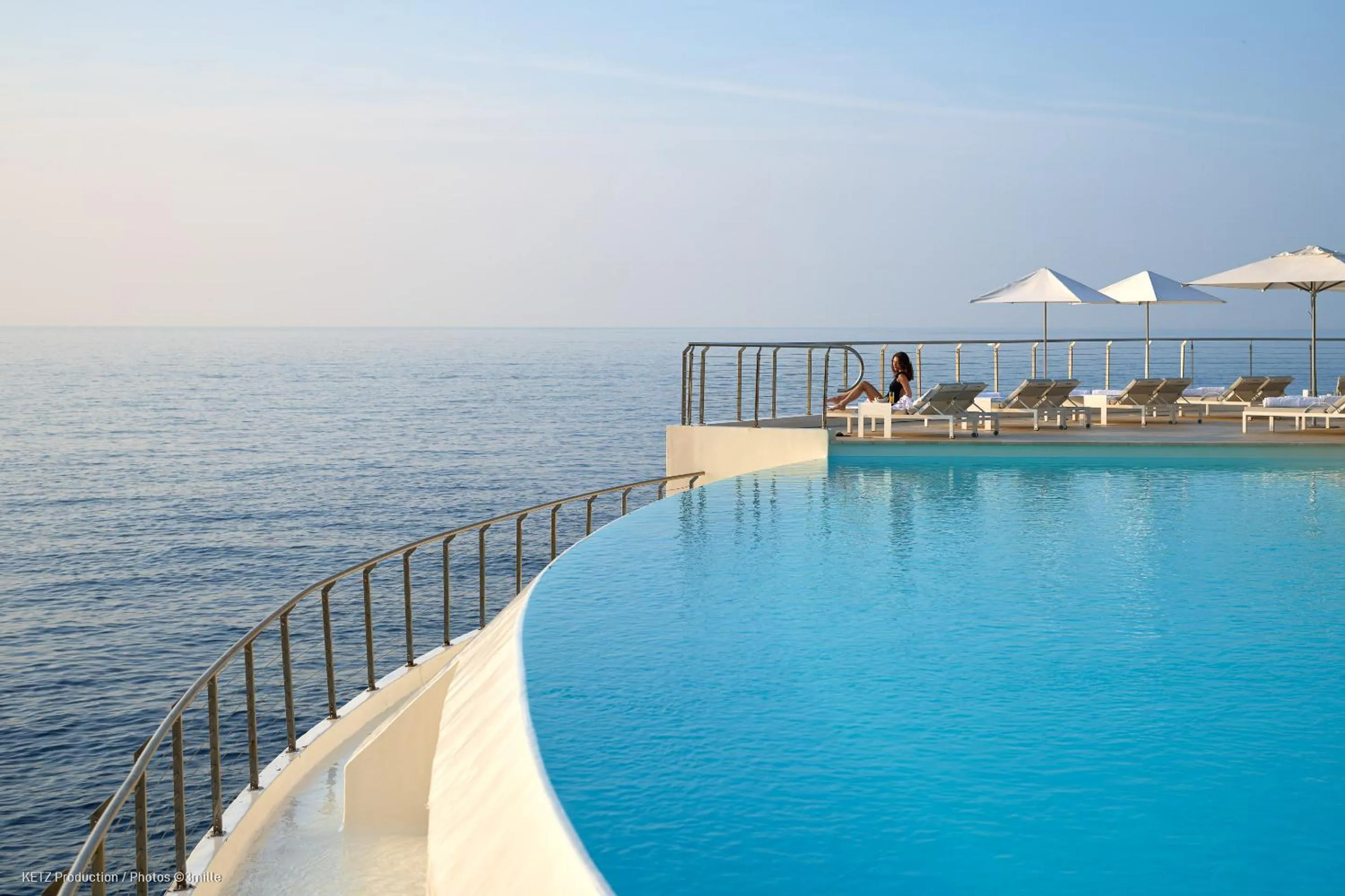 Swimming pool in Hotel Cap Estel