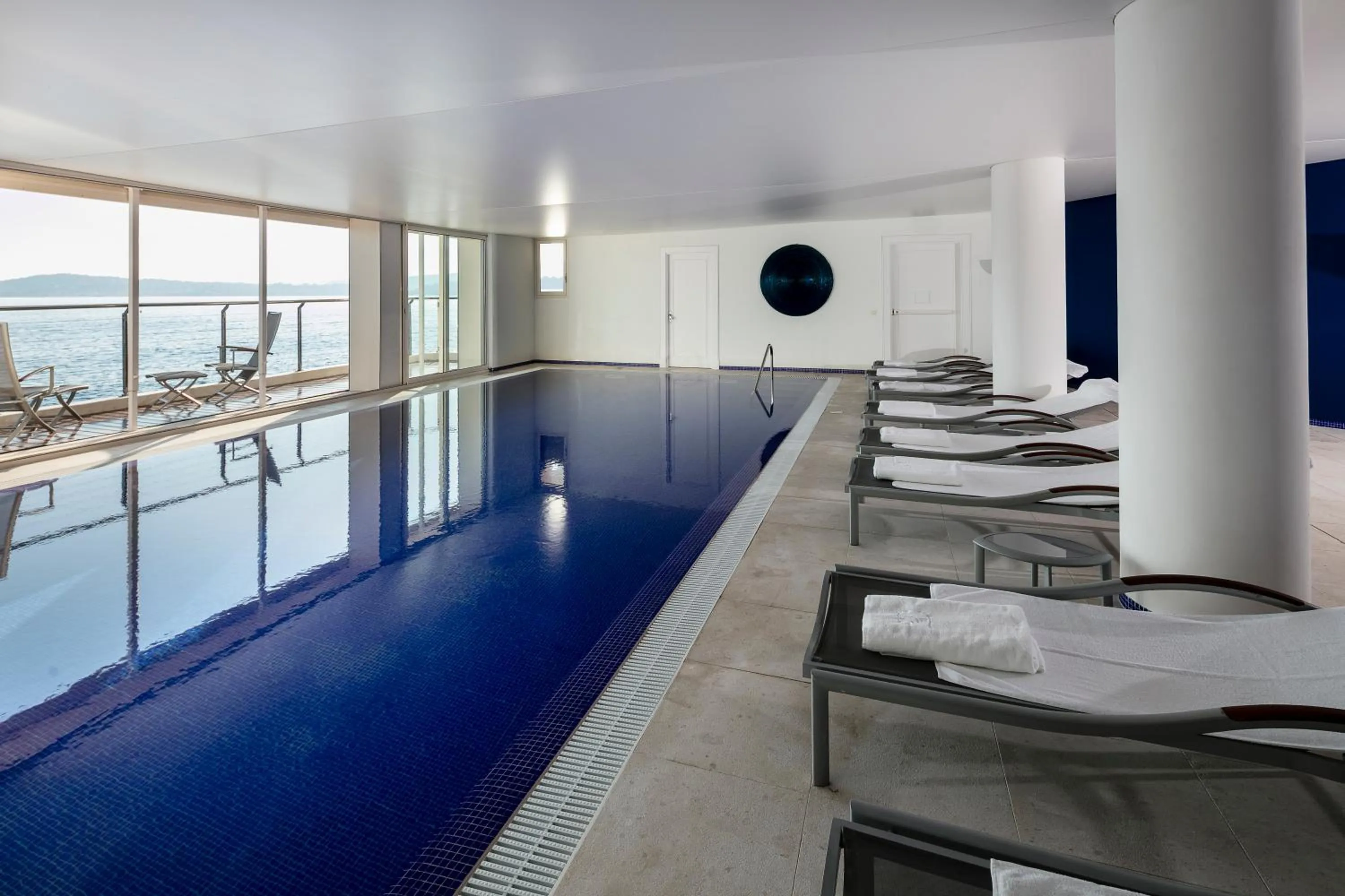 Swimming pool in Hotel Cap Estel