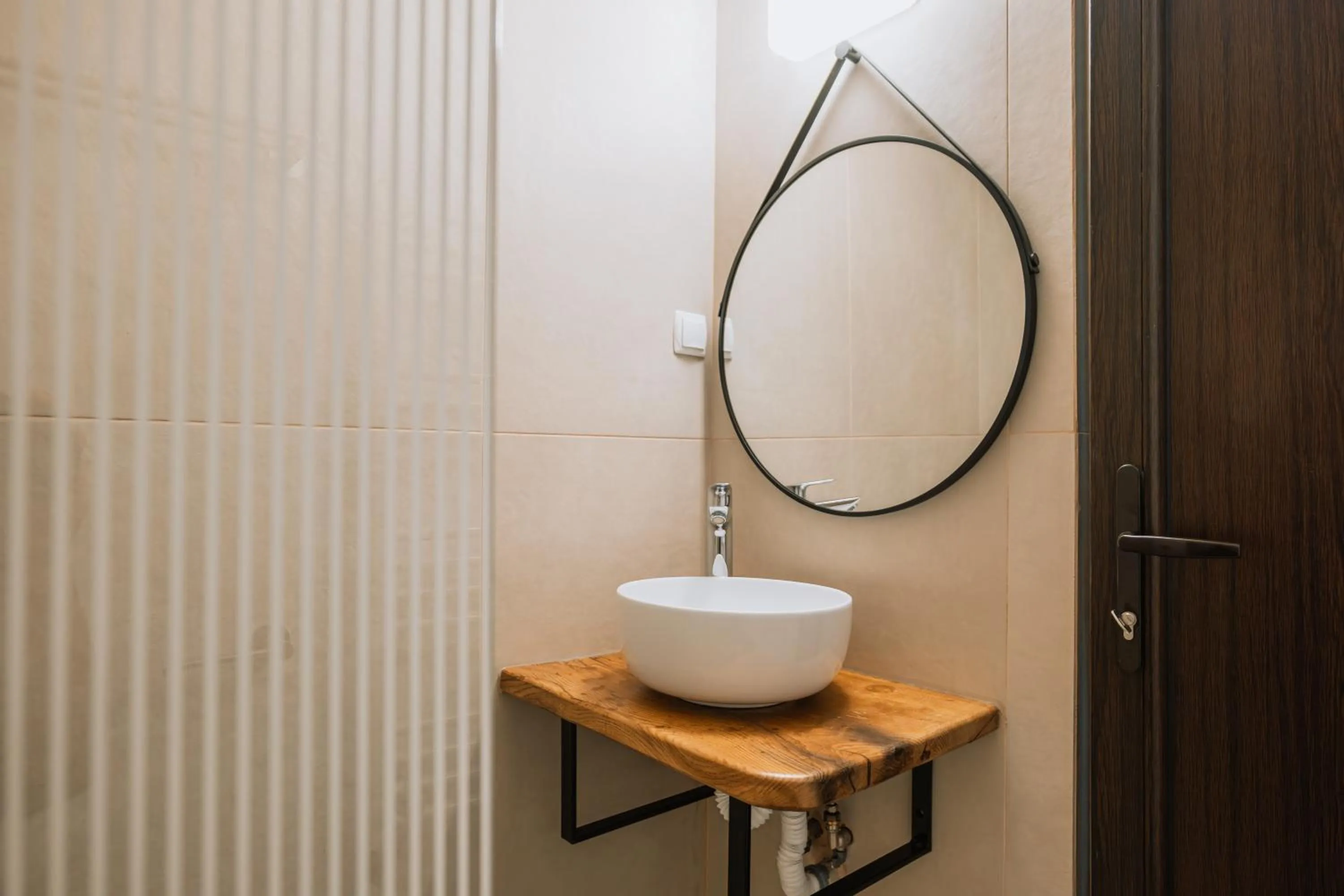 Bathroom in Suru Hotel & Restaurant