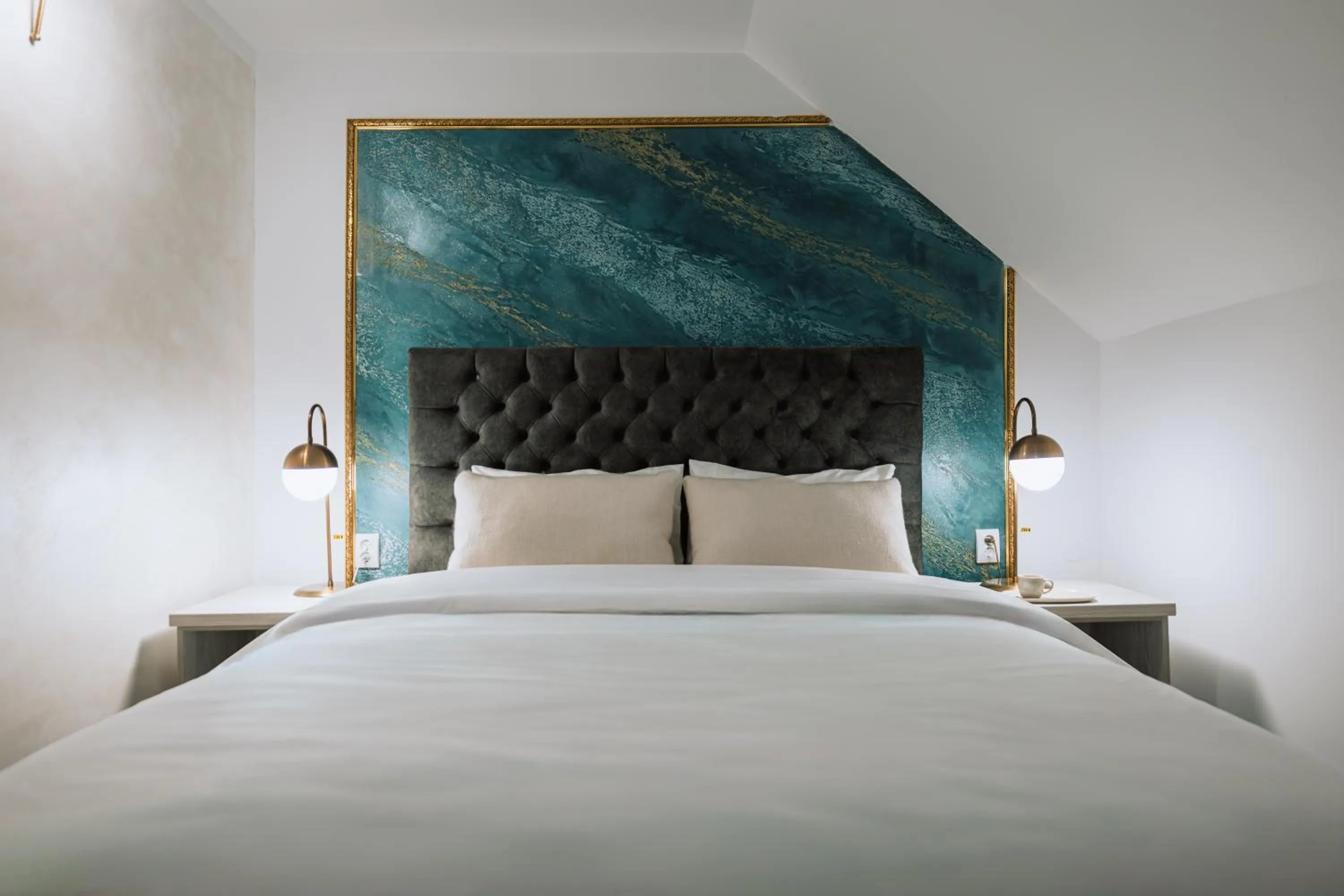 Bedroom, Bed in Suru Hotel & Restaurant