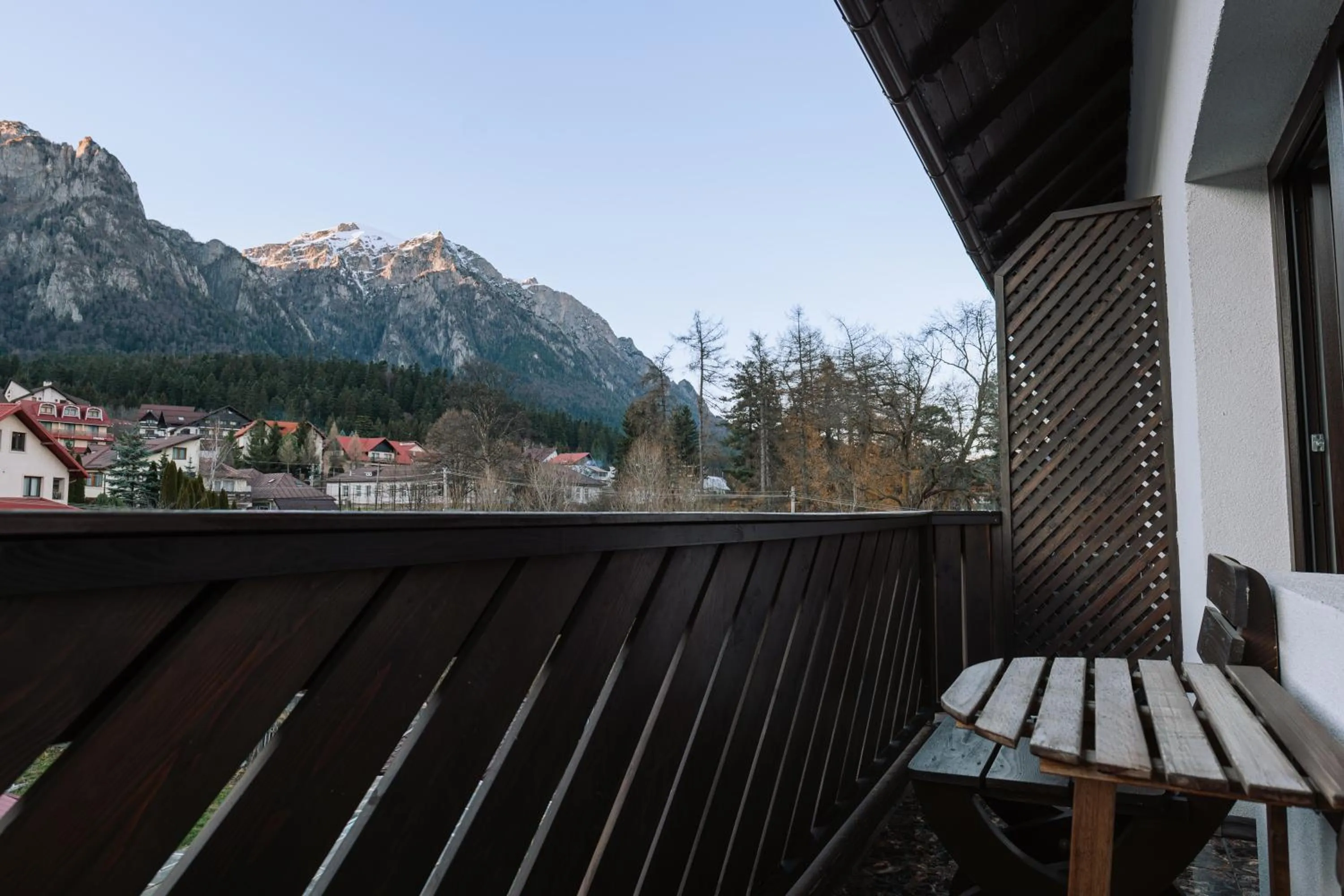 Balcony/Terrace in Suru Hotel & Restaurant