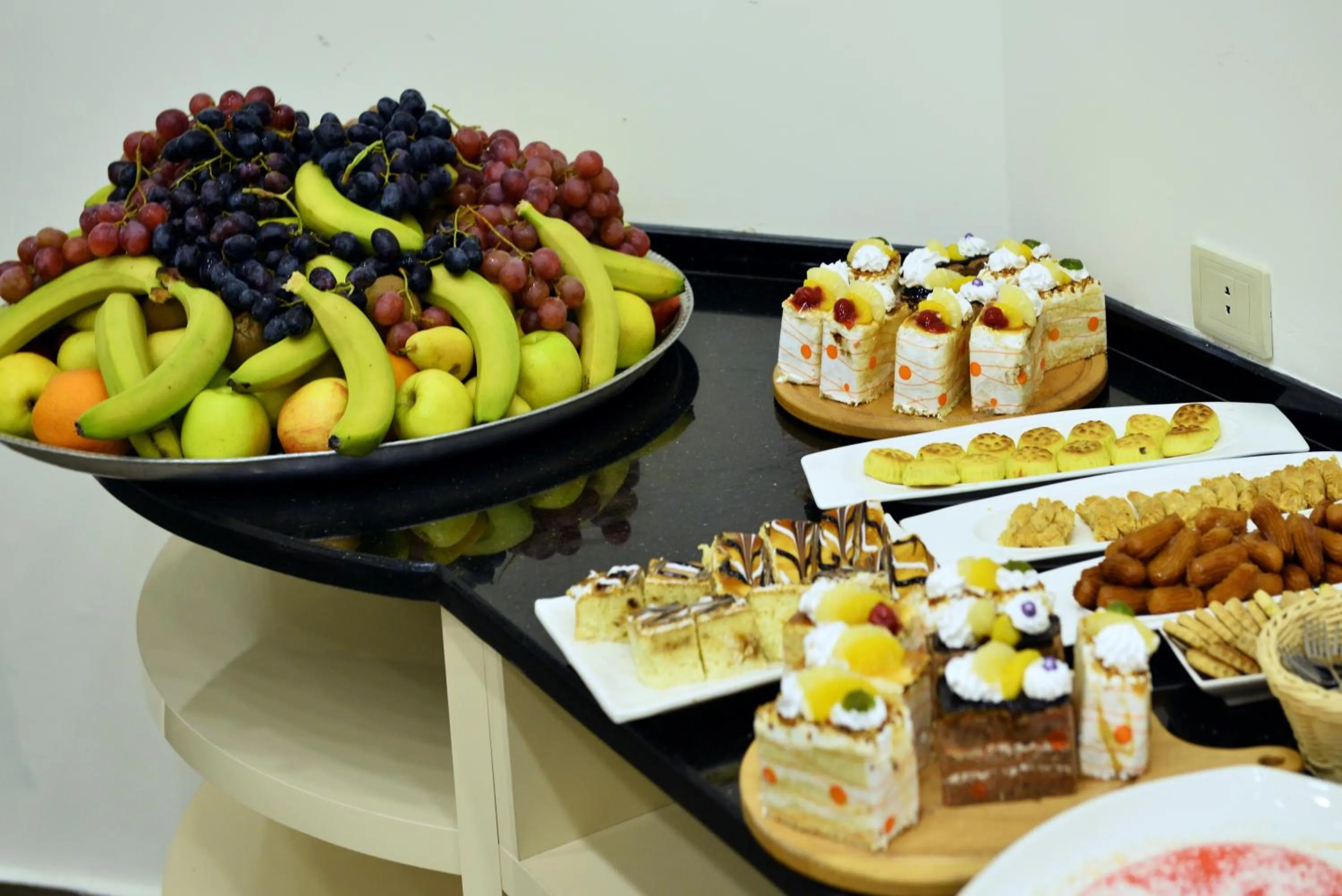 Restaurant/places to eat in Petra Canyon Hotel