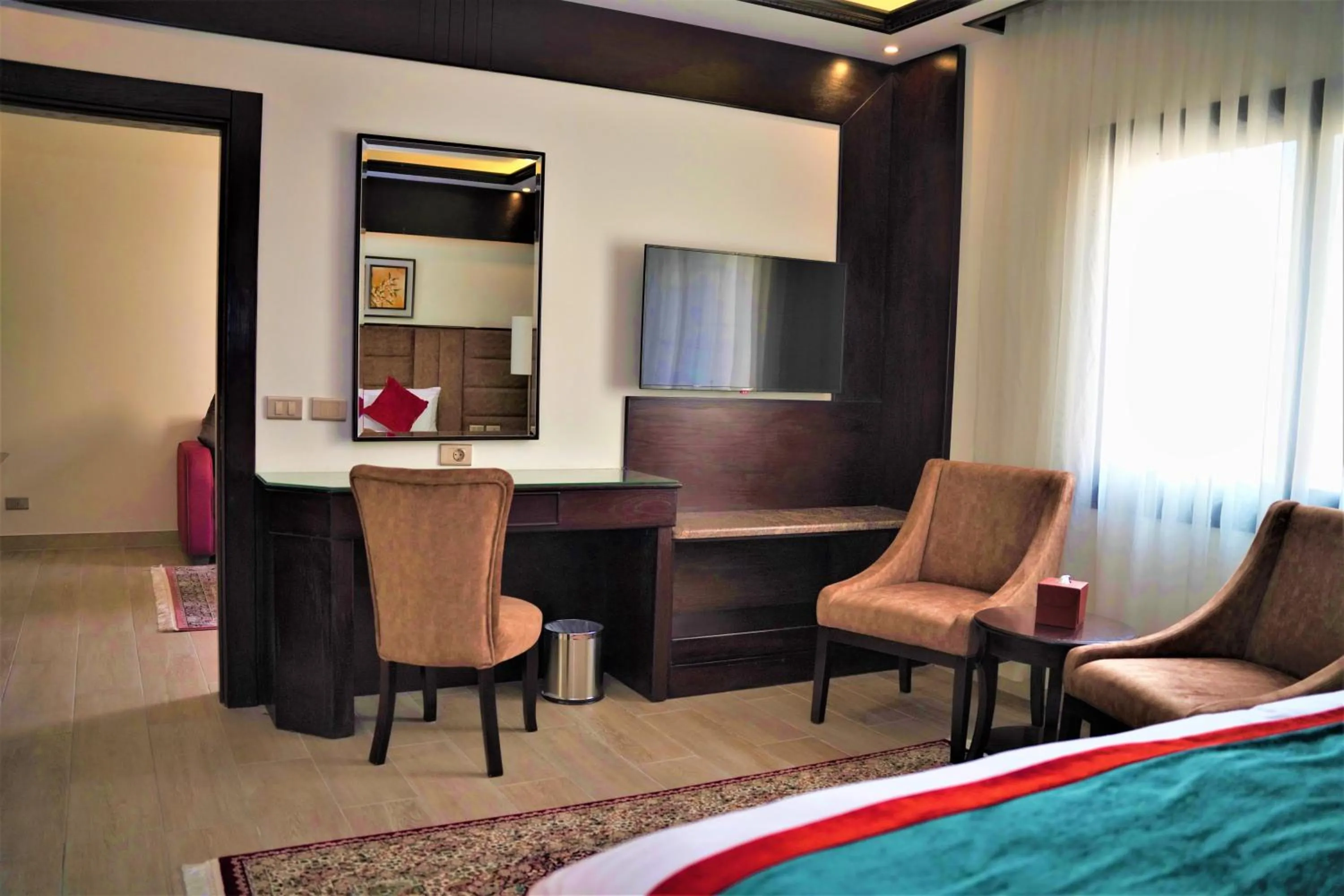 Bedroom, Bed in Petra Canyon Hotel