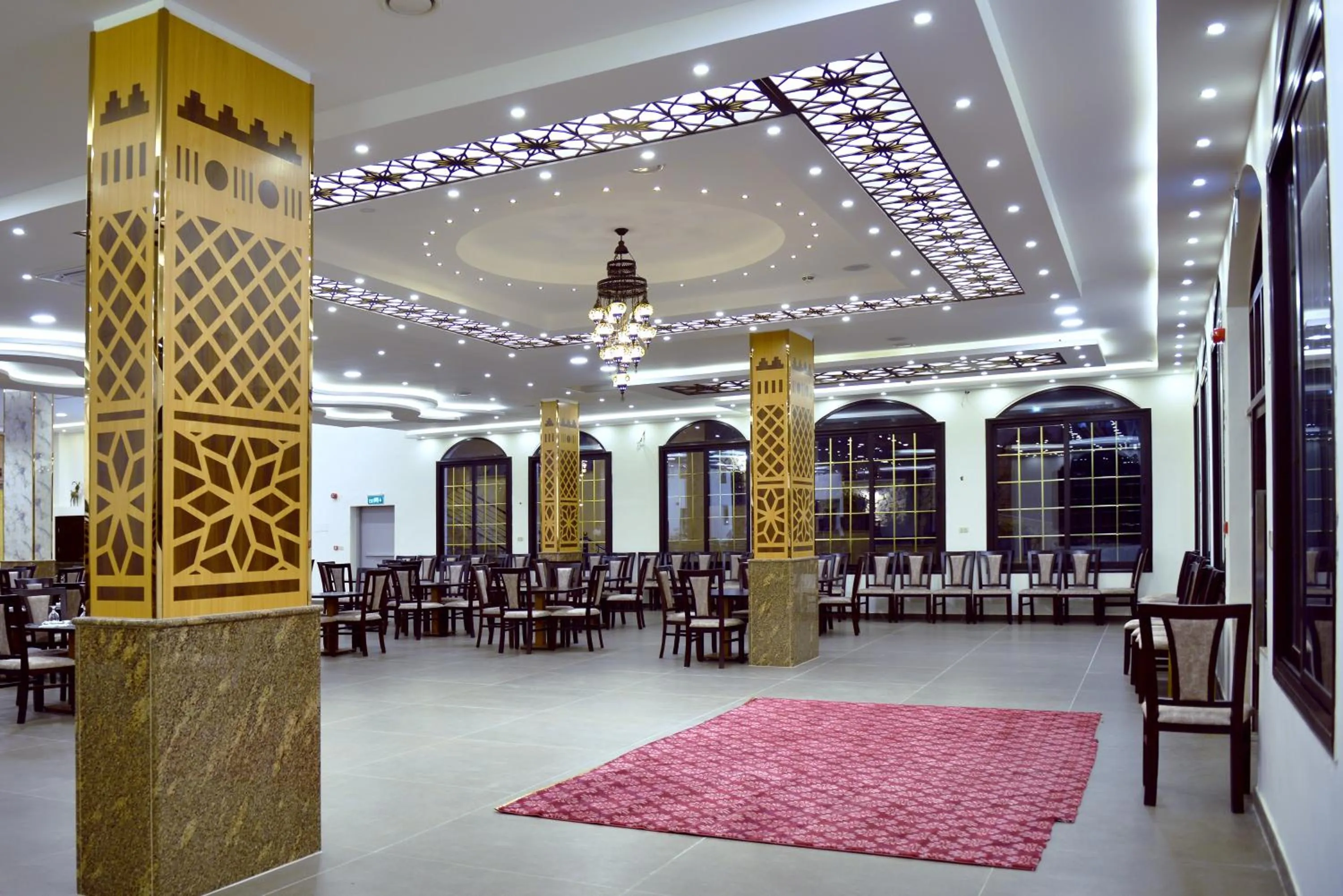 Restaurant/places to eat in Petra Canyon Hotel