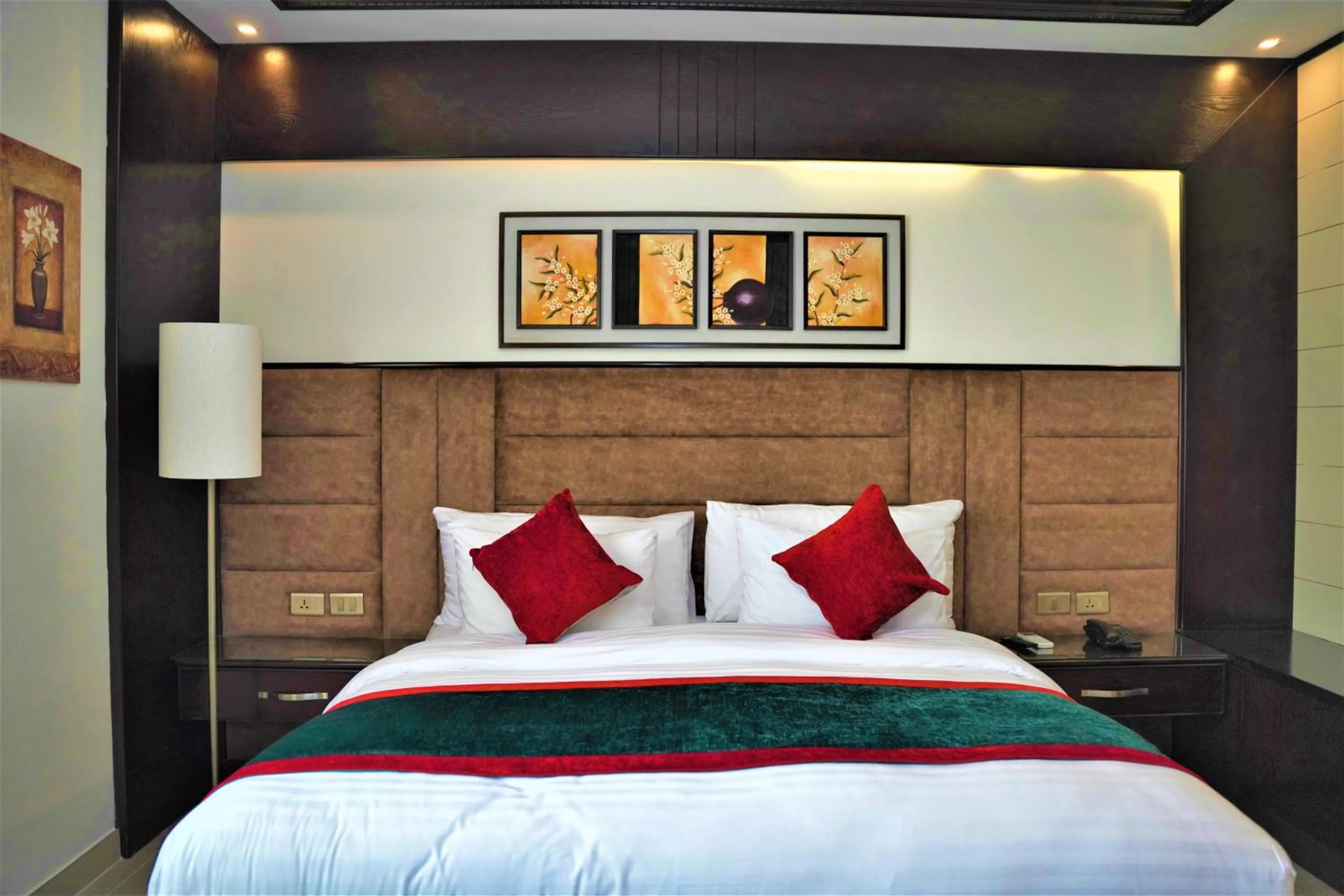 Bedroom, Bed in Petra Canyon Hotel