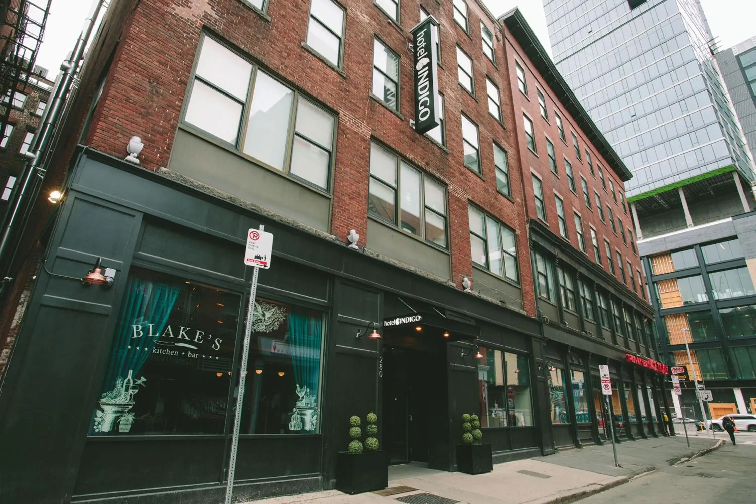 Restaurant/places to eat in Hotel Indigo Boston Garden by IHG Restaurant/places to eat in Hotel Indigo Boston Garden by IHG