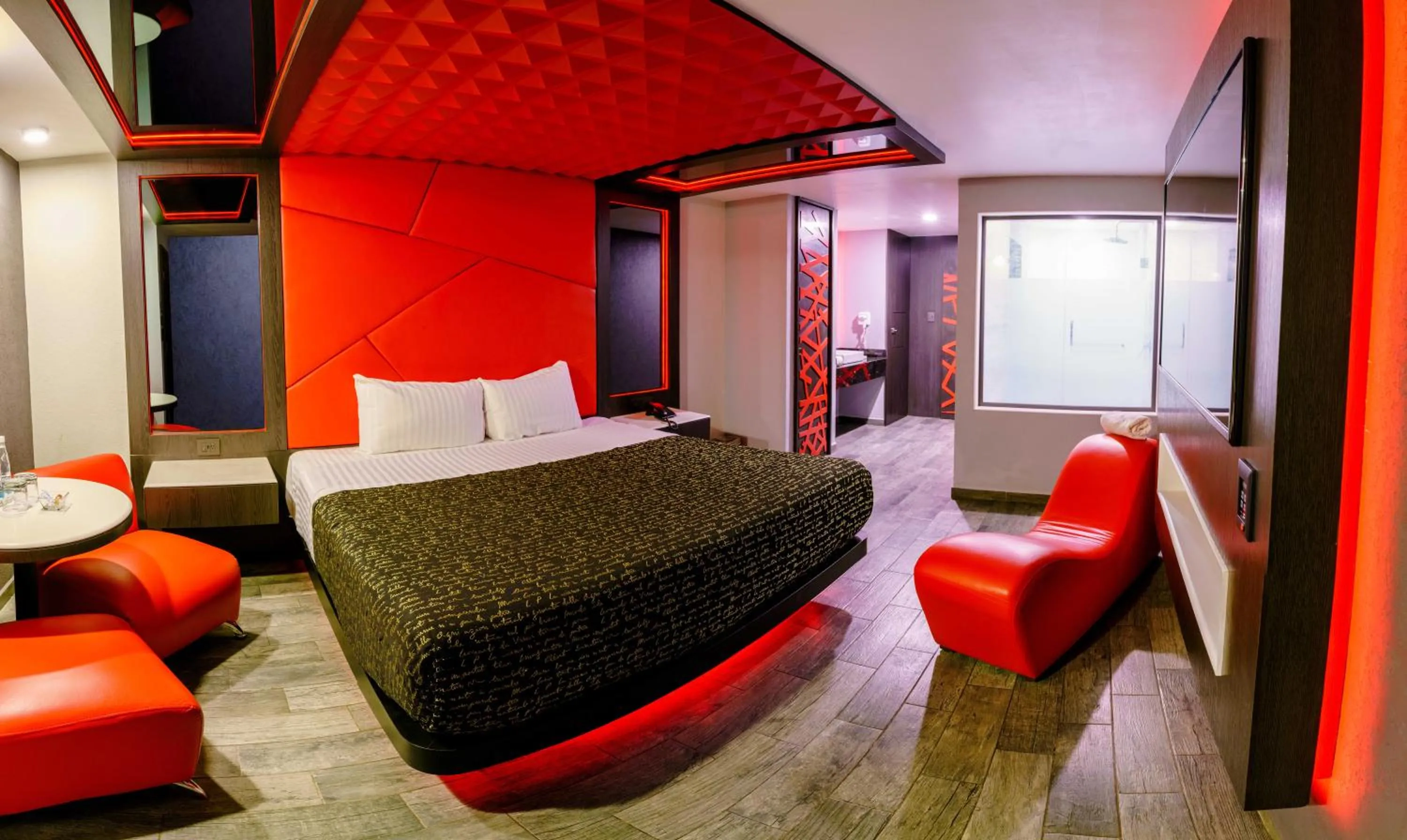 Photo of the whole room, Bed in Hotel Passion Secrets Villas & Suites