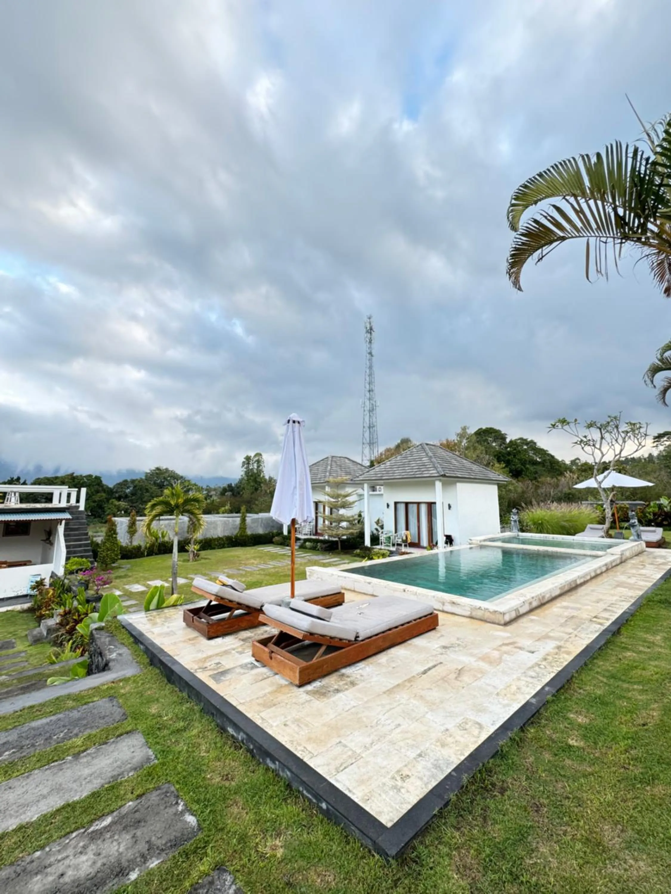 Bali Astetic Villa and Hot Spring