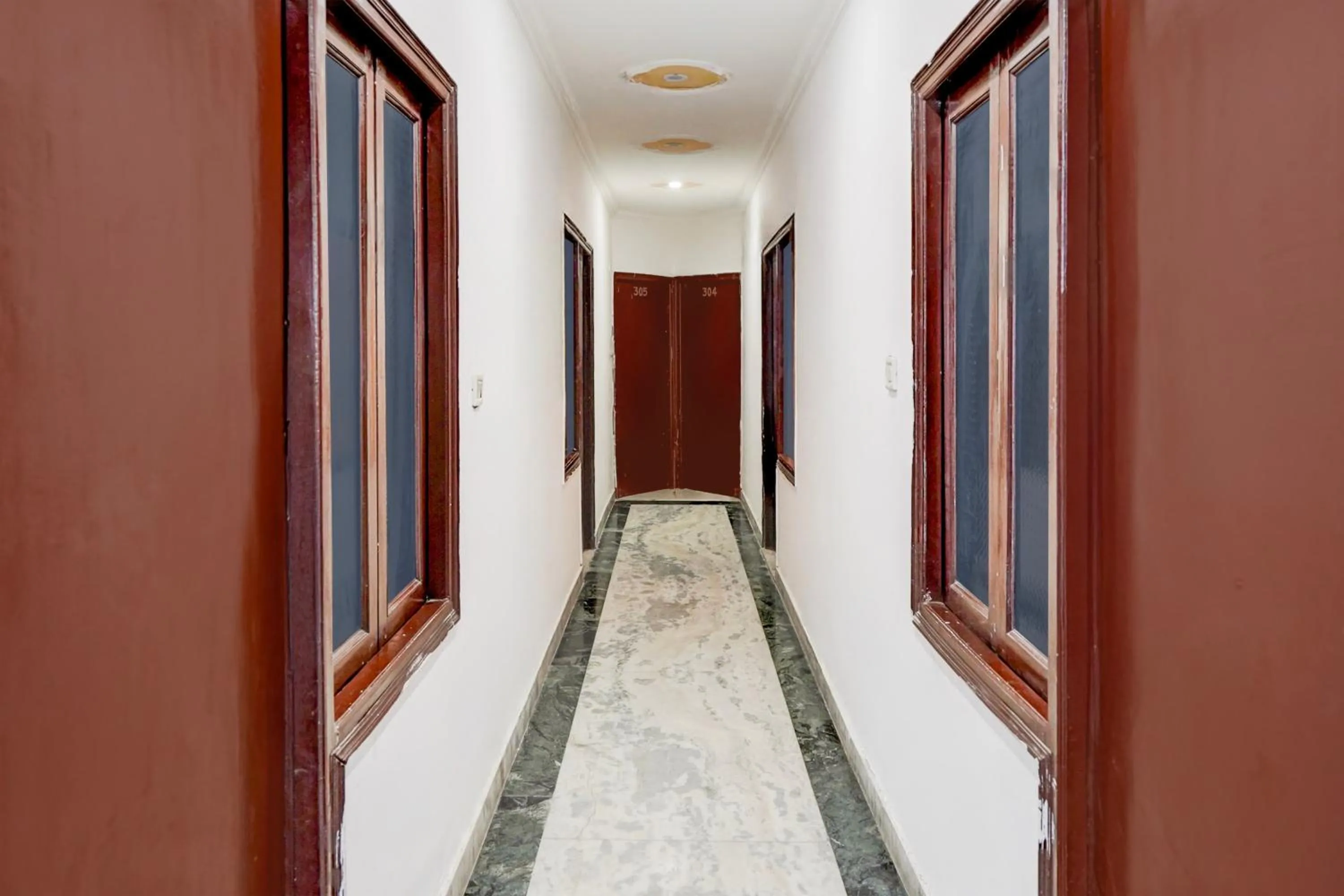 Lobby or reception in Hotel O Shilpgram Taj Mahal East Gate