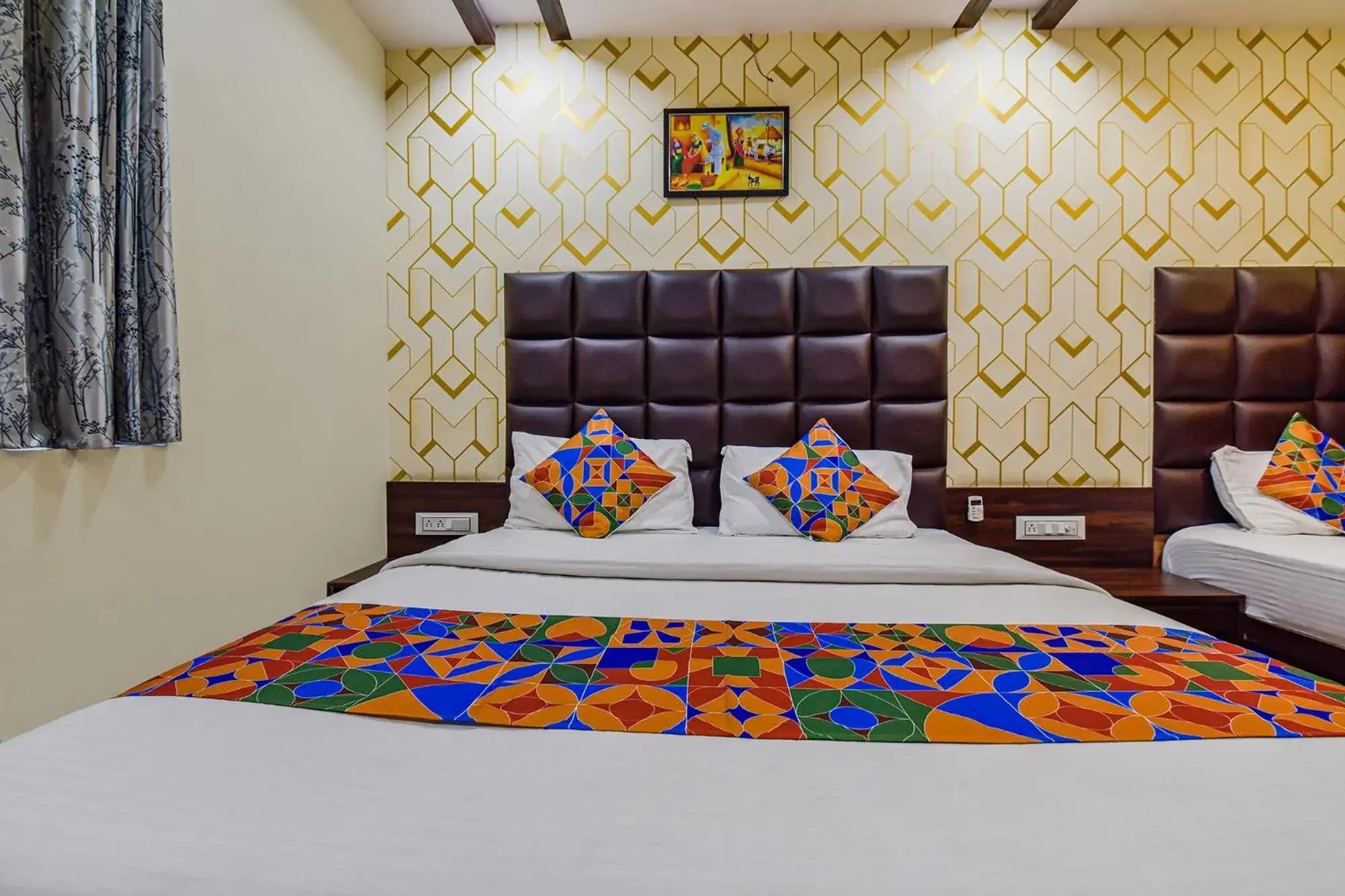 Bed in FabHotel Silver Inn Bed in FabHotel Silver Inn