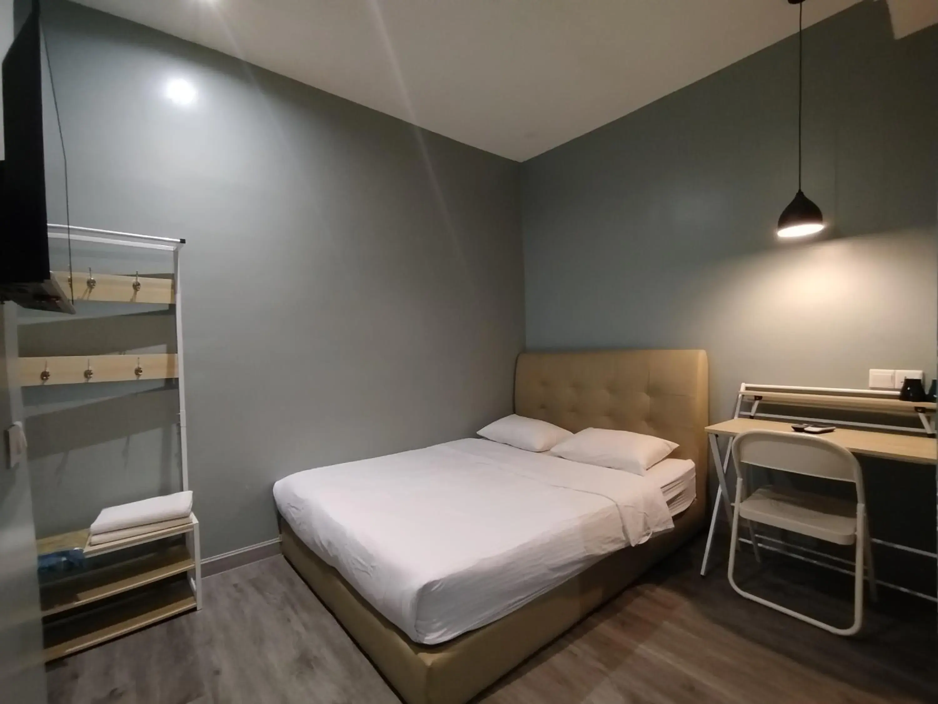 Standard Queen Room in Mirani Hotel Ampang near Melawati Mall Standard Queen Room in Mirani Hotel Ampang near Melawati Mall