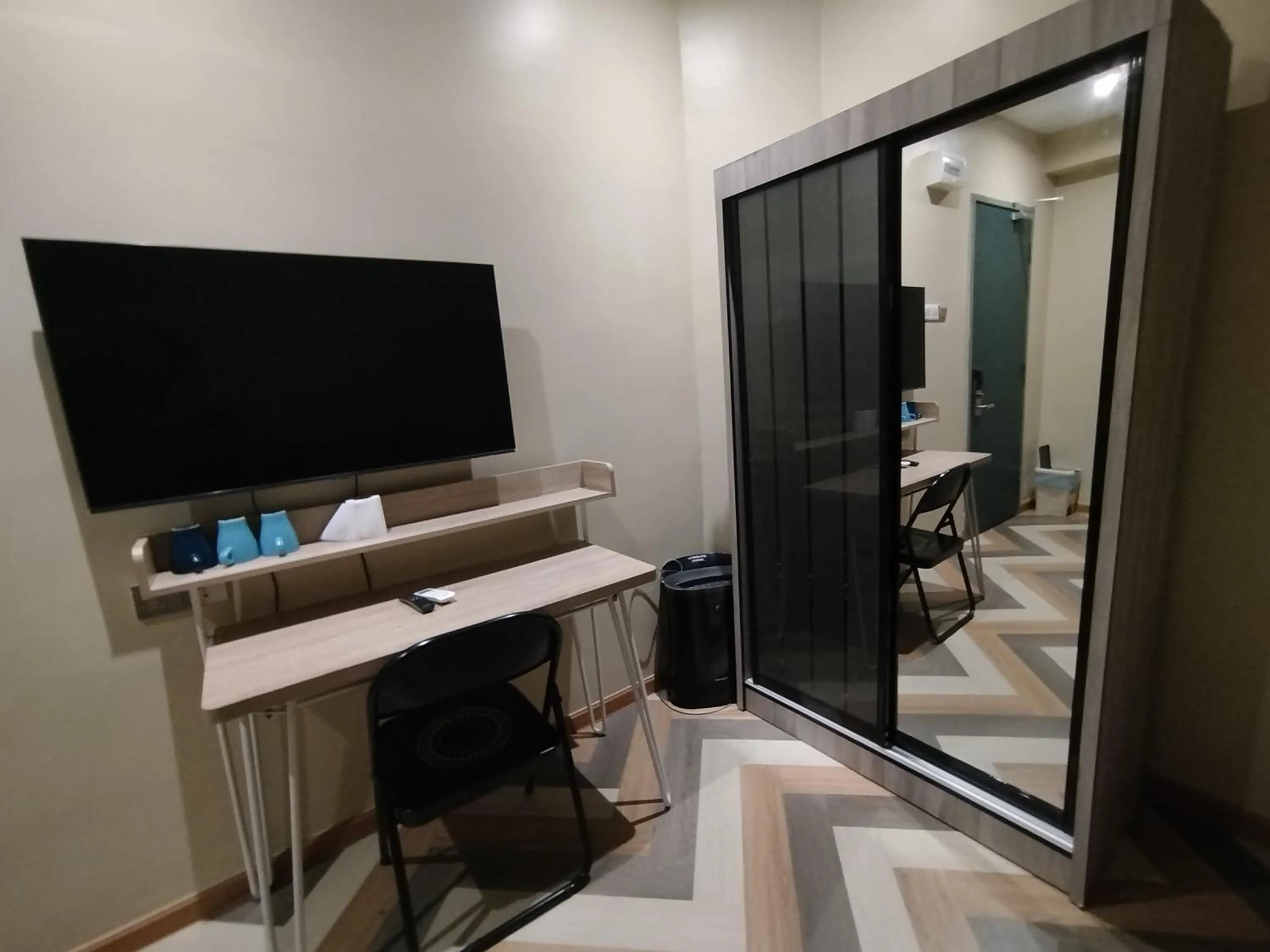 TV and multimedia in Mirani Hotel Ampang near Melawati Mall