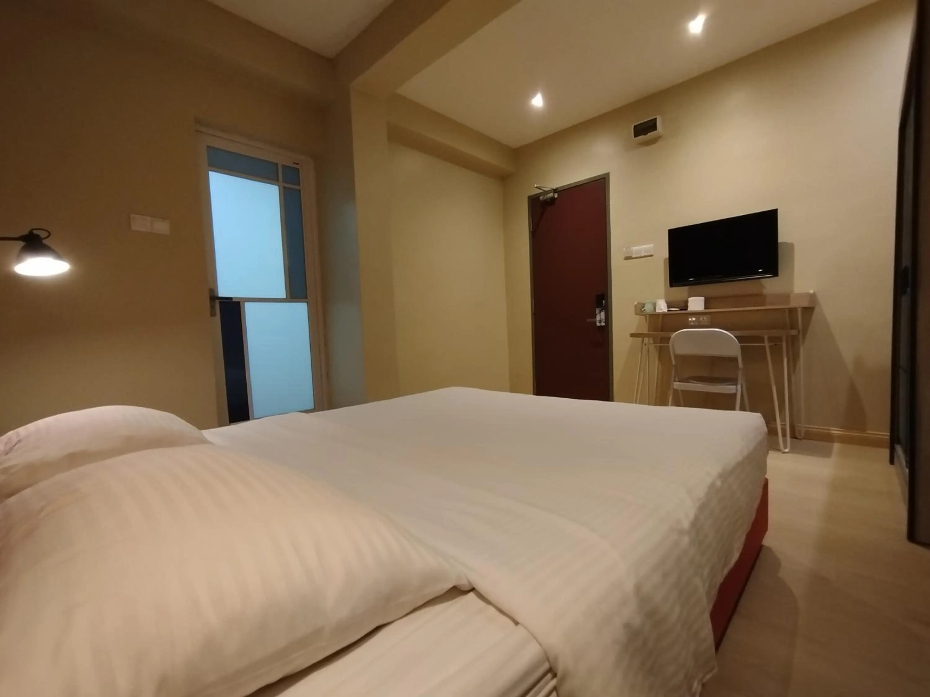 Bed in Mirani Hotel Ampang near Melawati Mall