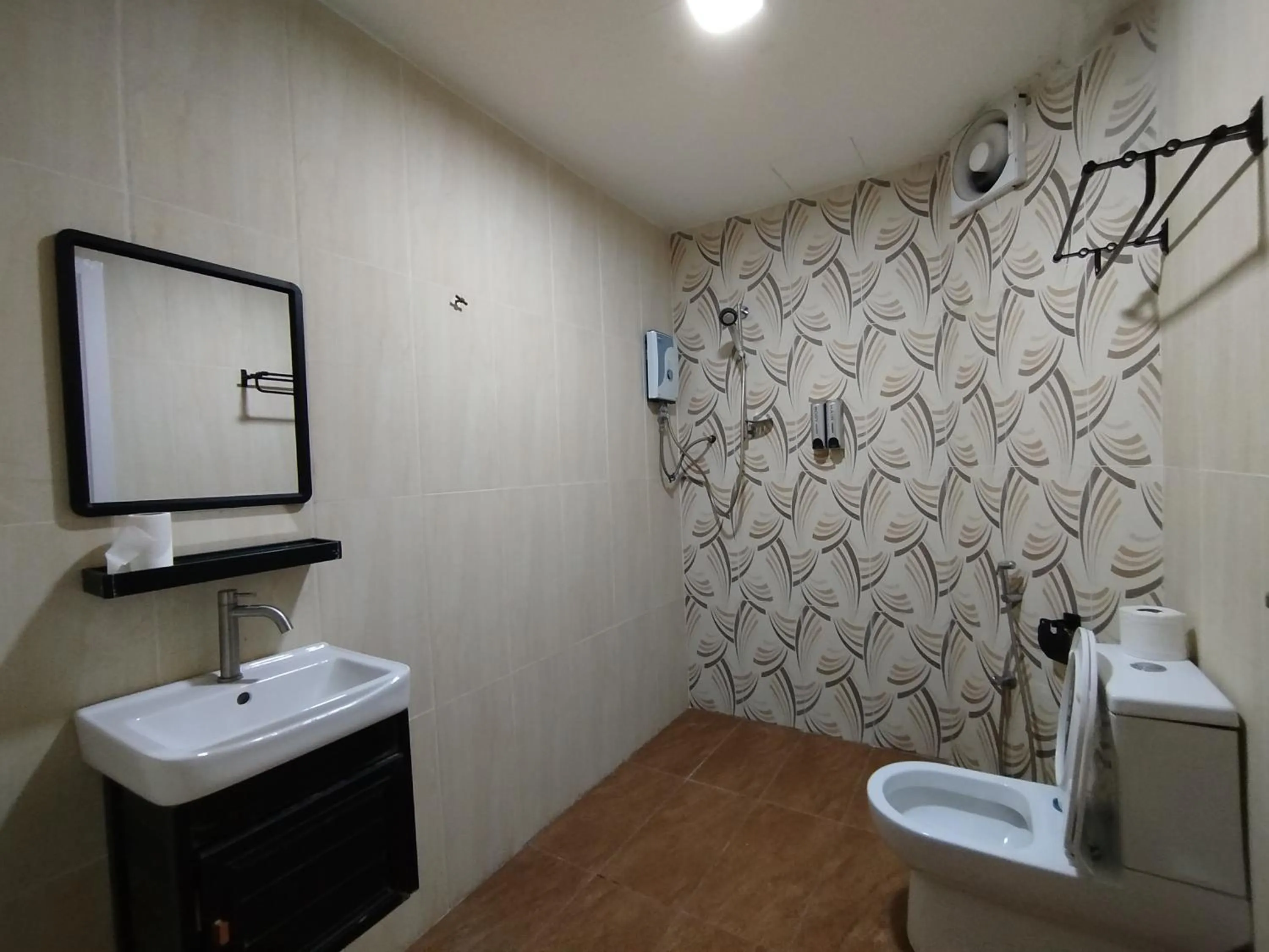 Shower in Mirani Hotel Ampang near Melawati Mall