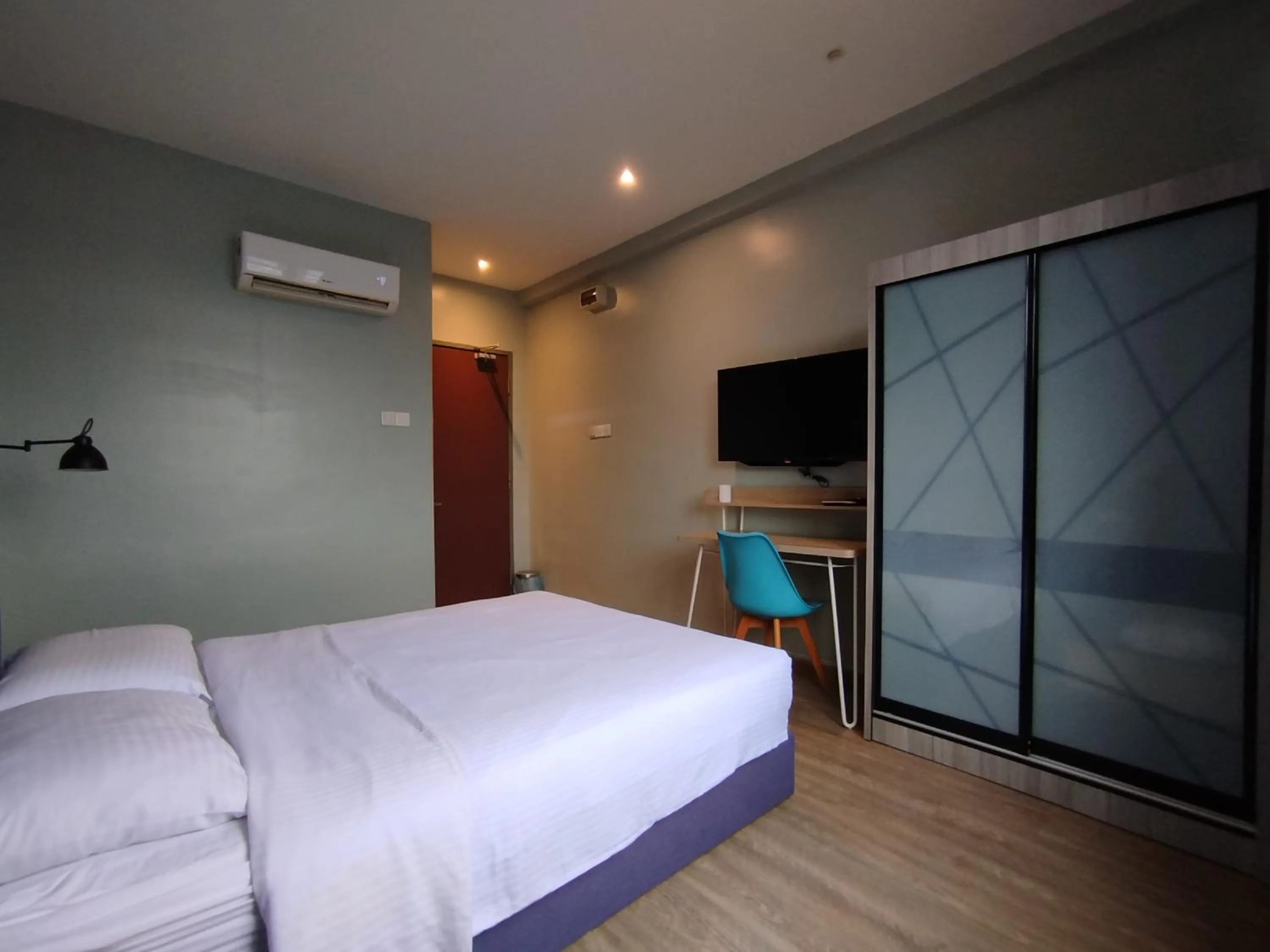 Bed in Mirani Hotel Ampang near Melawati Mall