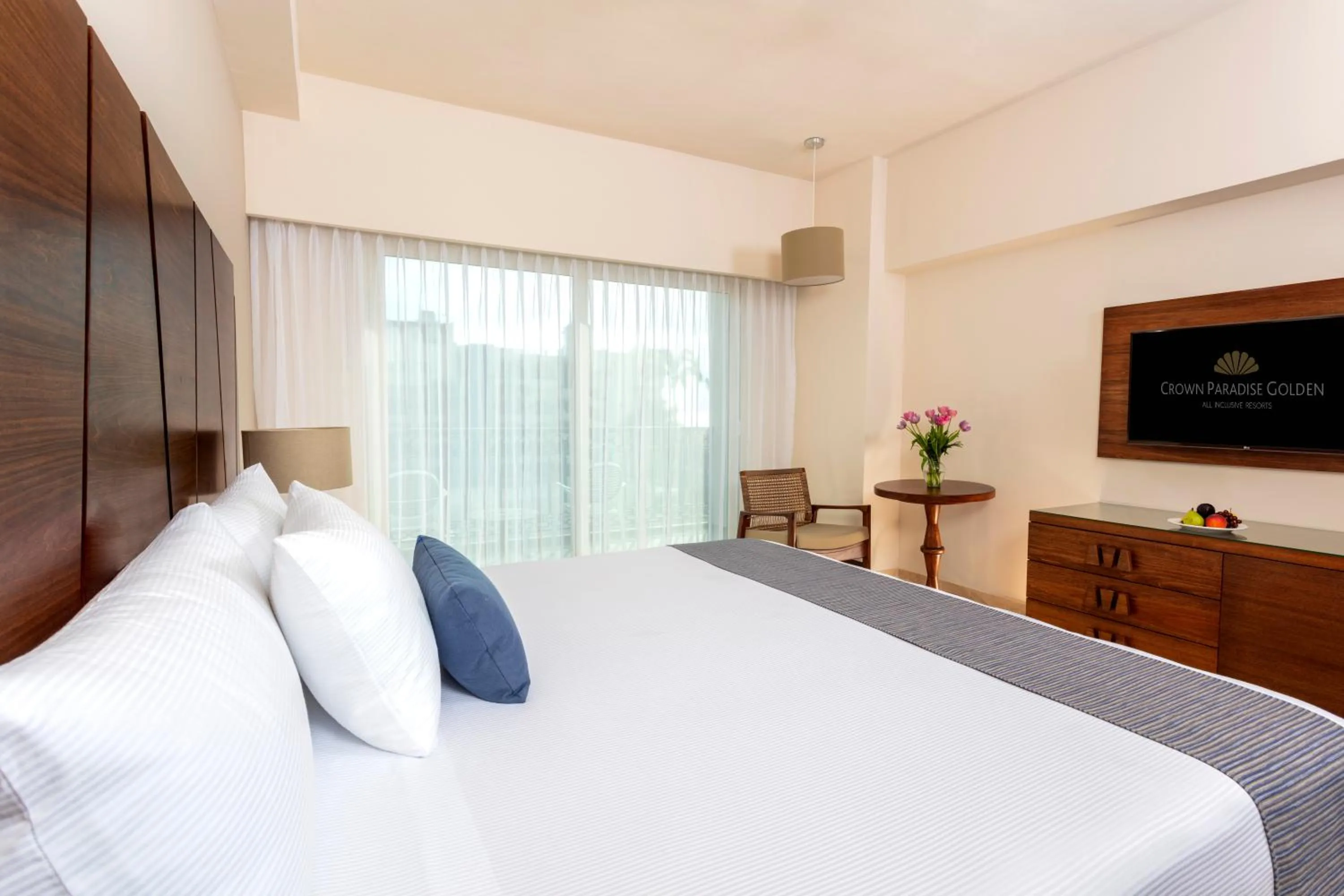 Bedroom, Bed in Crown Paradise Golden All Inclusive Resort - Adults Only