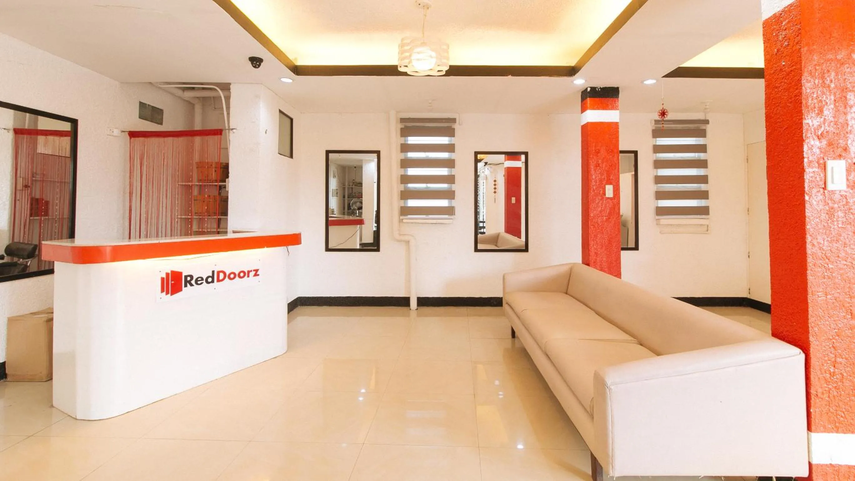 Lobby or reception in RedDoorz @ Shukran Rentals OPC Pampanga