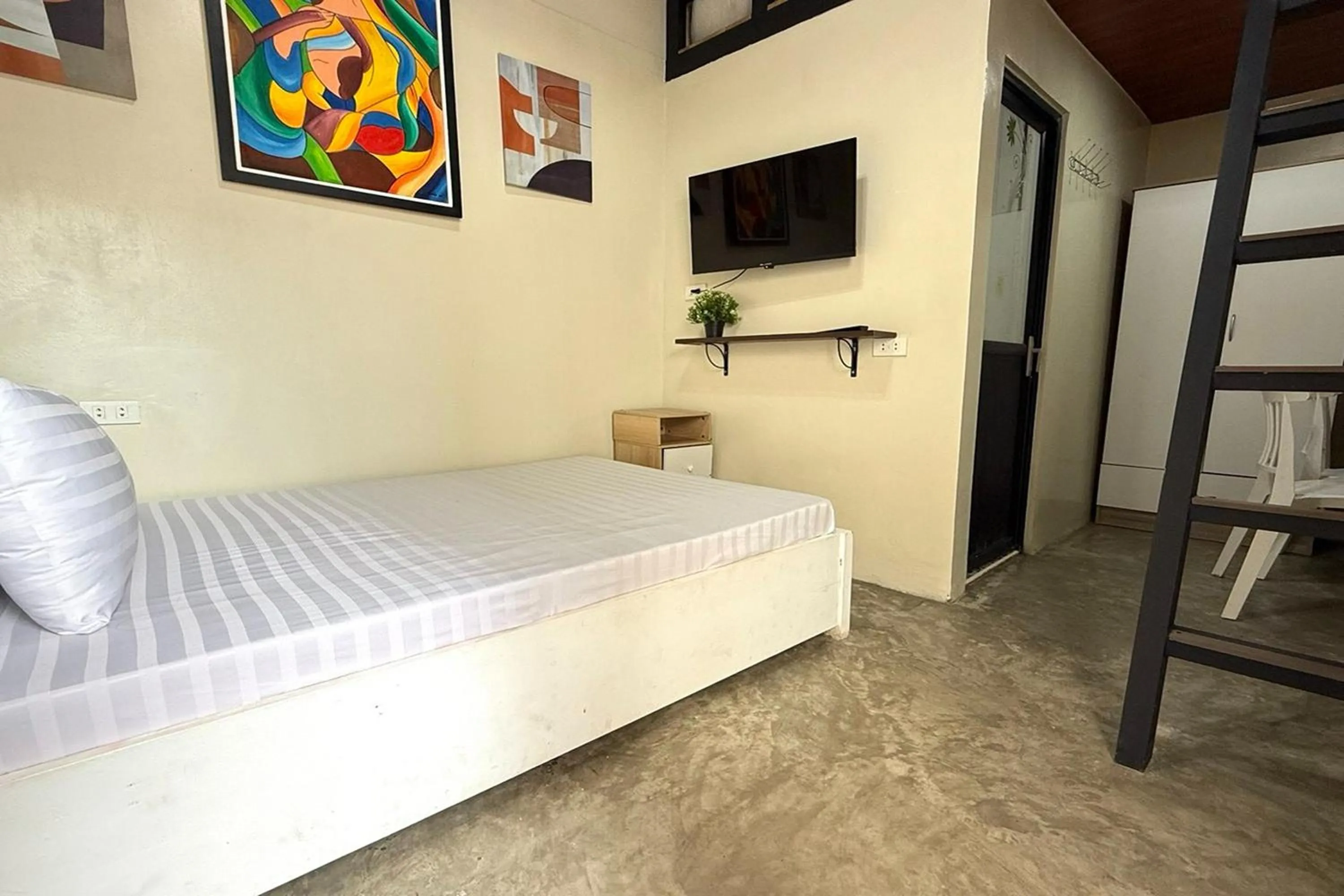 Bed in Camp Saint John Hotel La Union