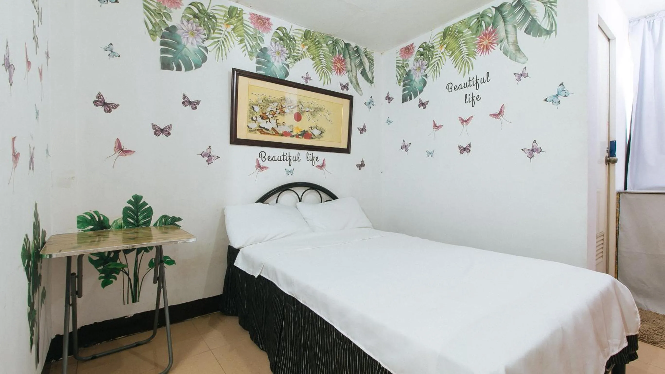 Bedroom, Bed in Cristian Jay Dormitory by RedDoorz