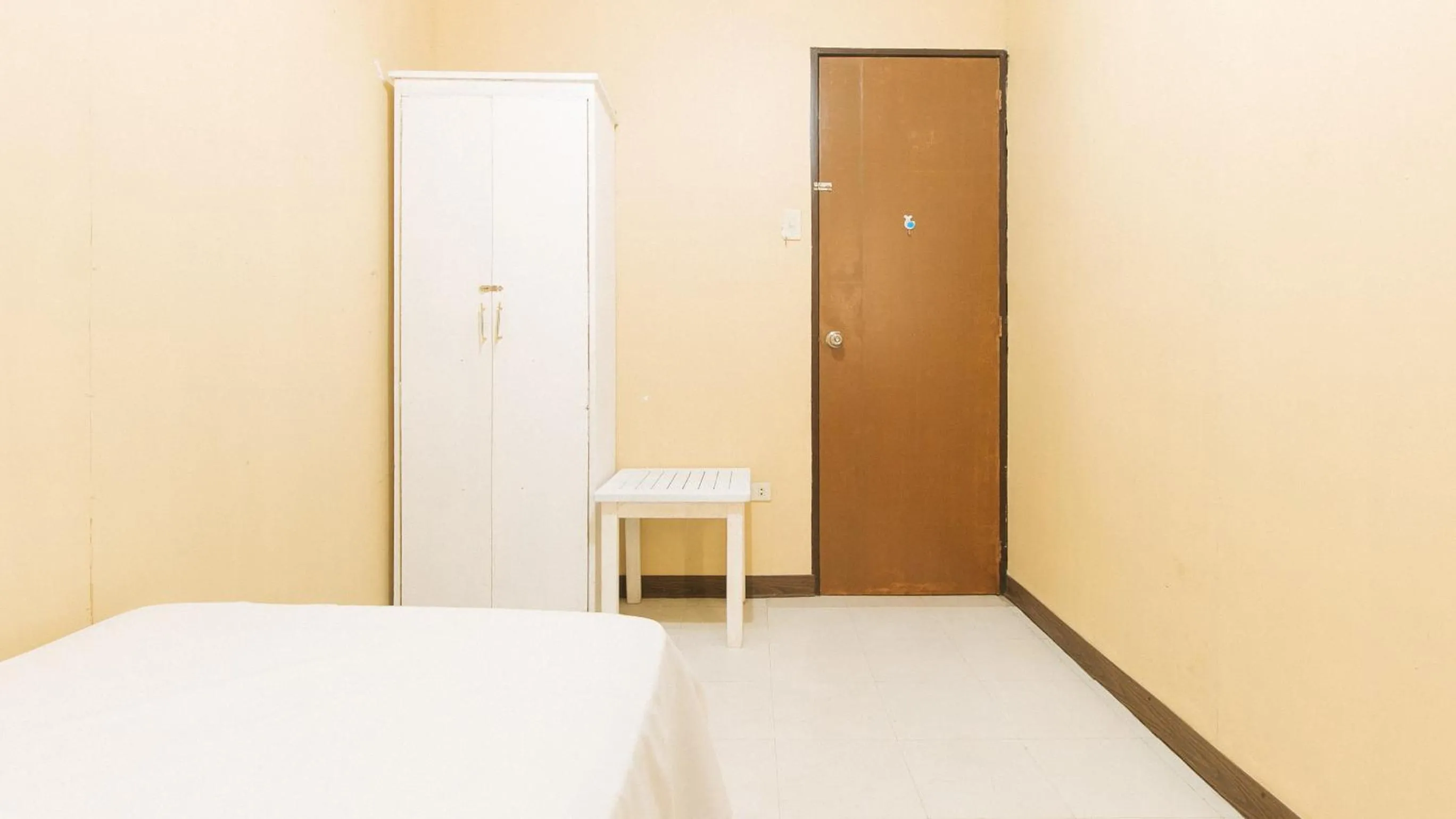 Photo of the whole room, Bed in Cristian Jay Dormitory by RedDoorz